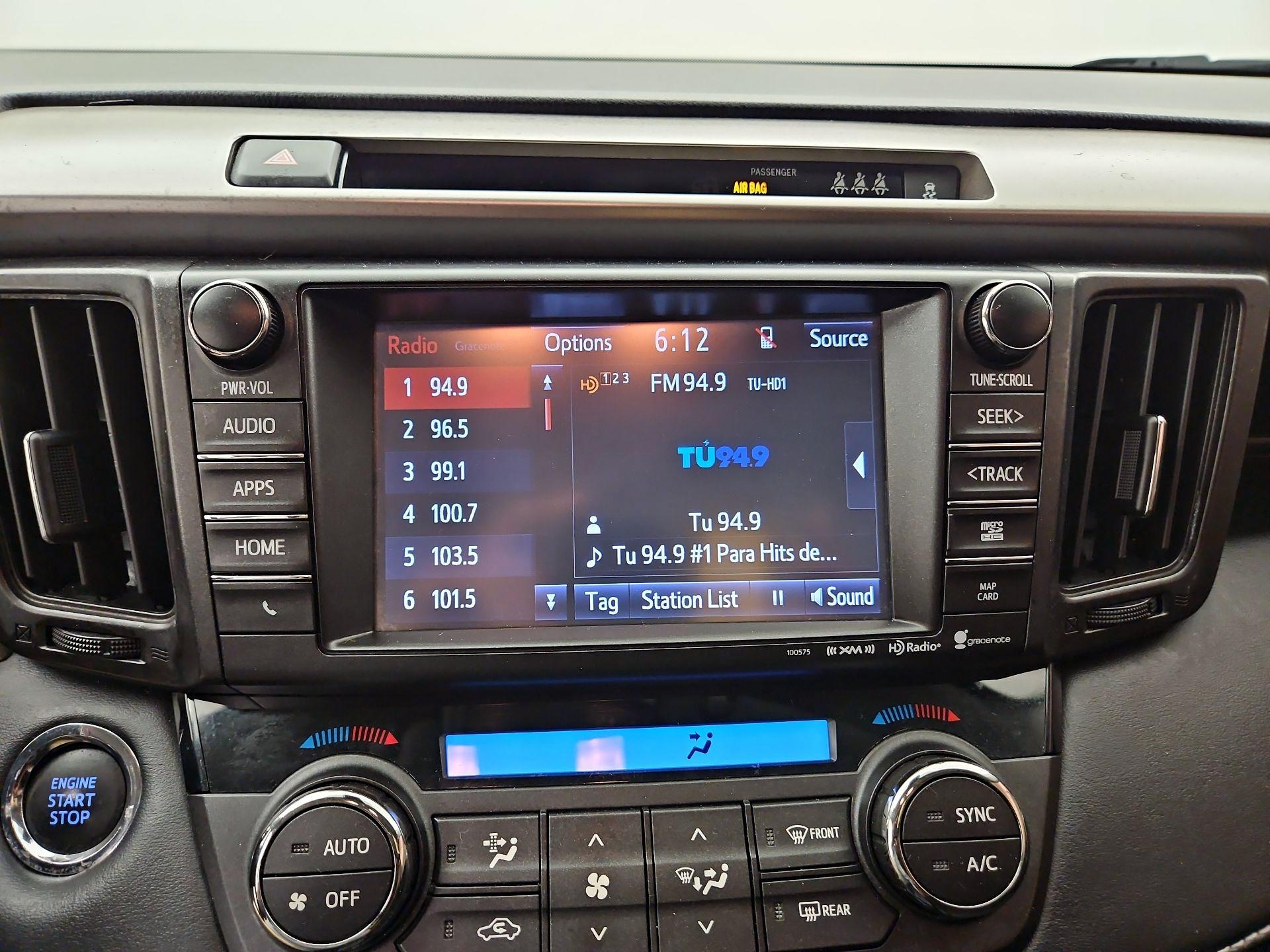 Thumbnail: 2018 Toyota RAV4 - 15