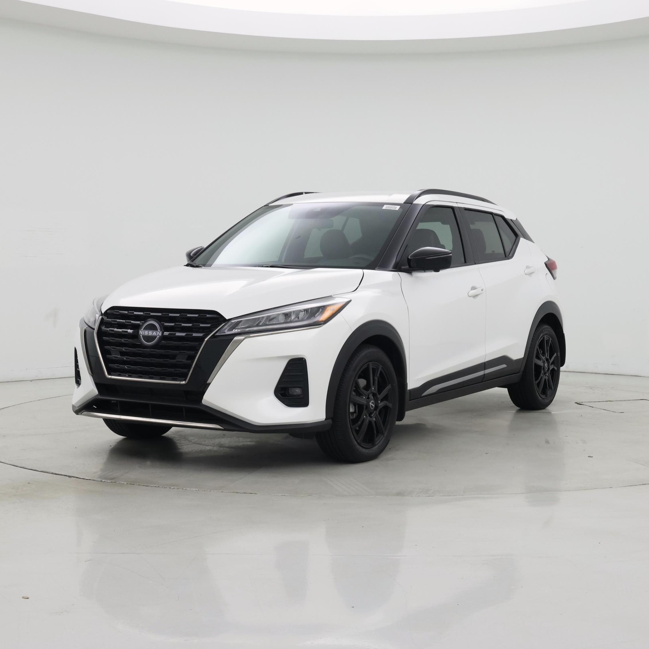 Thumbnail: 2024 Nissan Kicks - 4