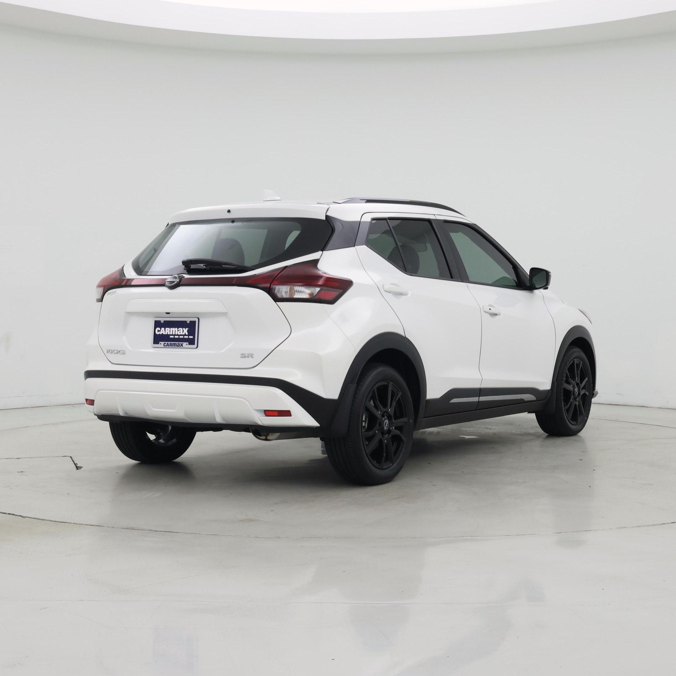 Thumbnail: 2024 Nissan Kicks - 8