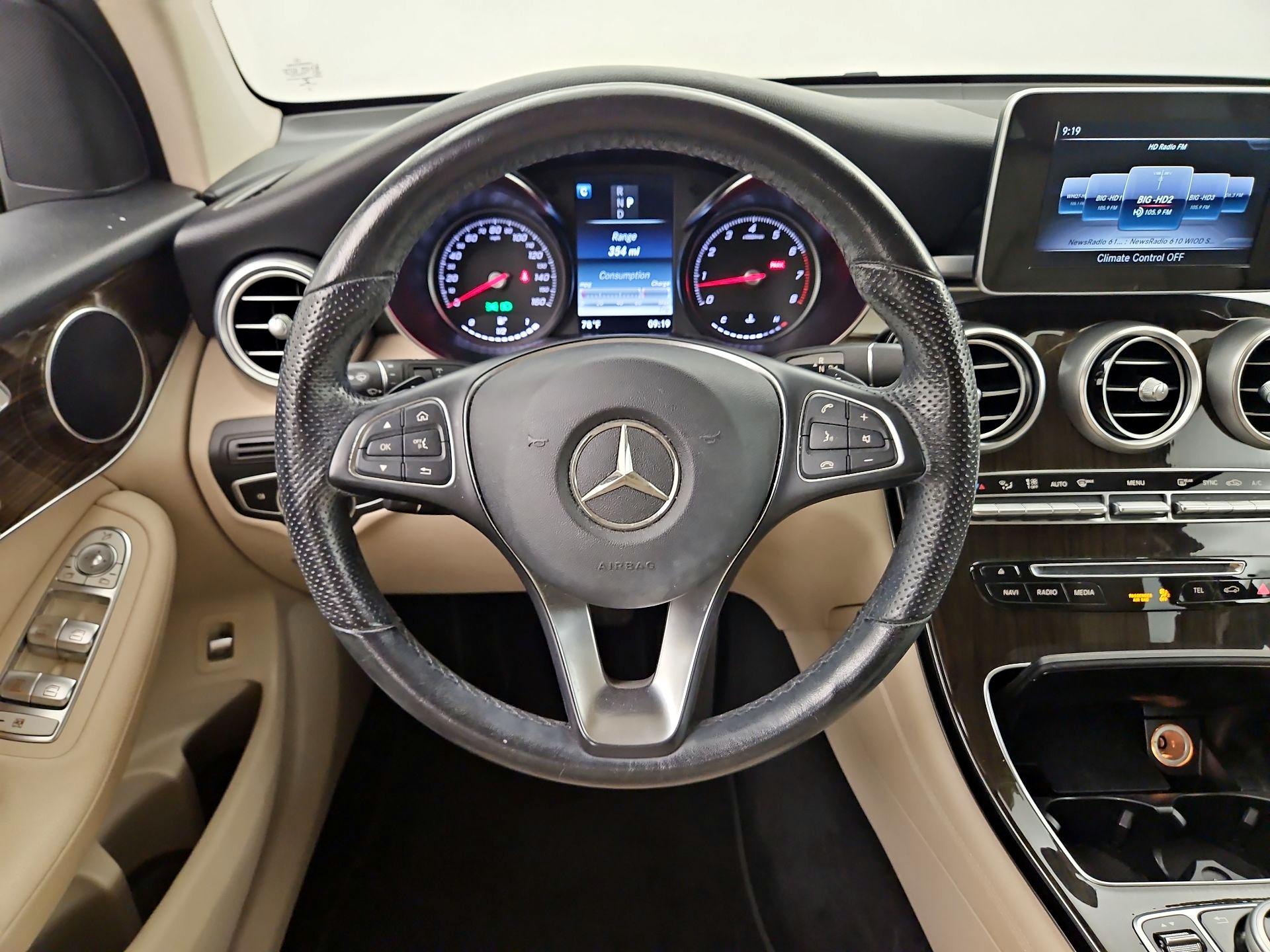 Thumbnail: 2019 Mercedes-Benz GLC - 10