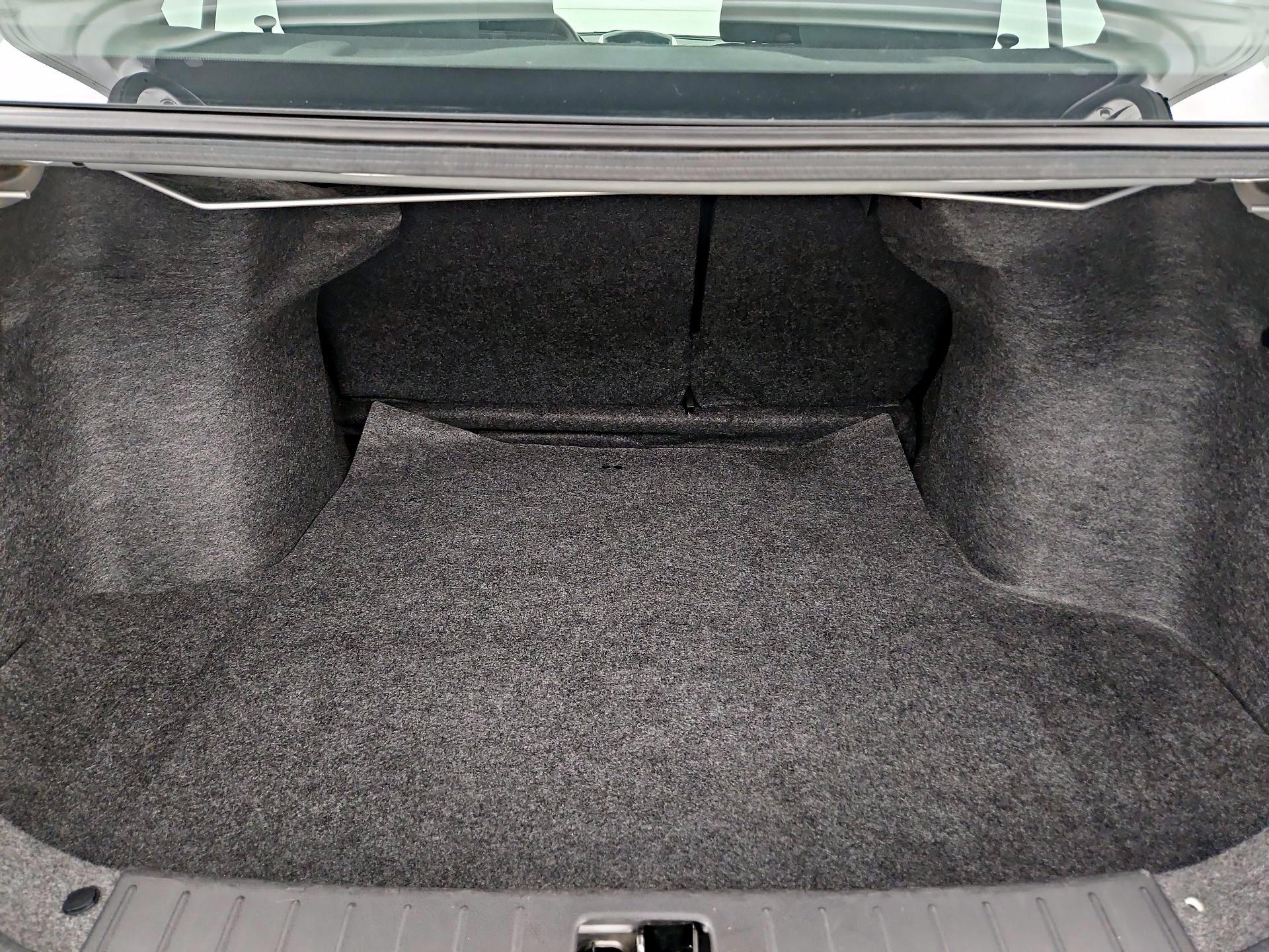 Thumbnail: 2018 Nissan Versa - 19