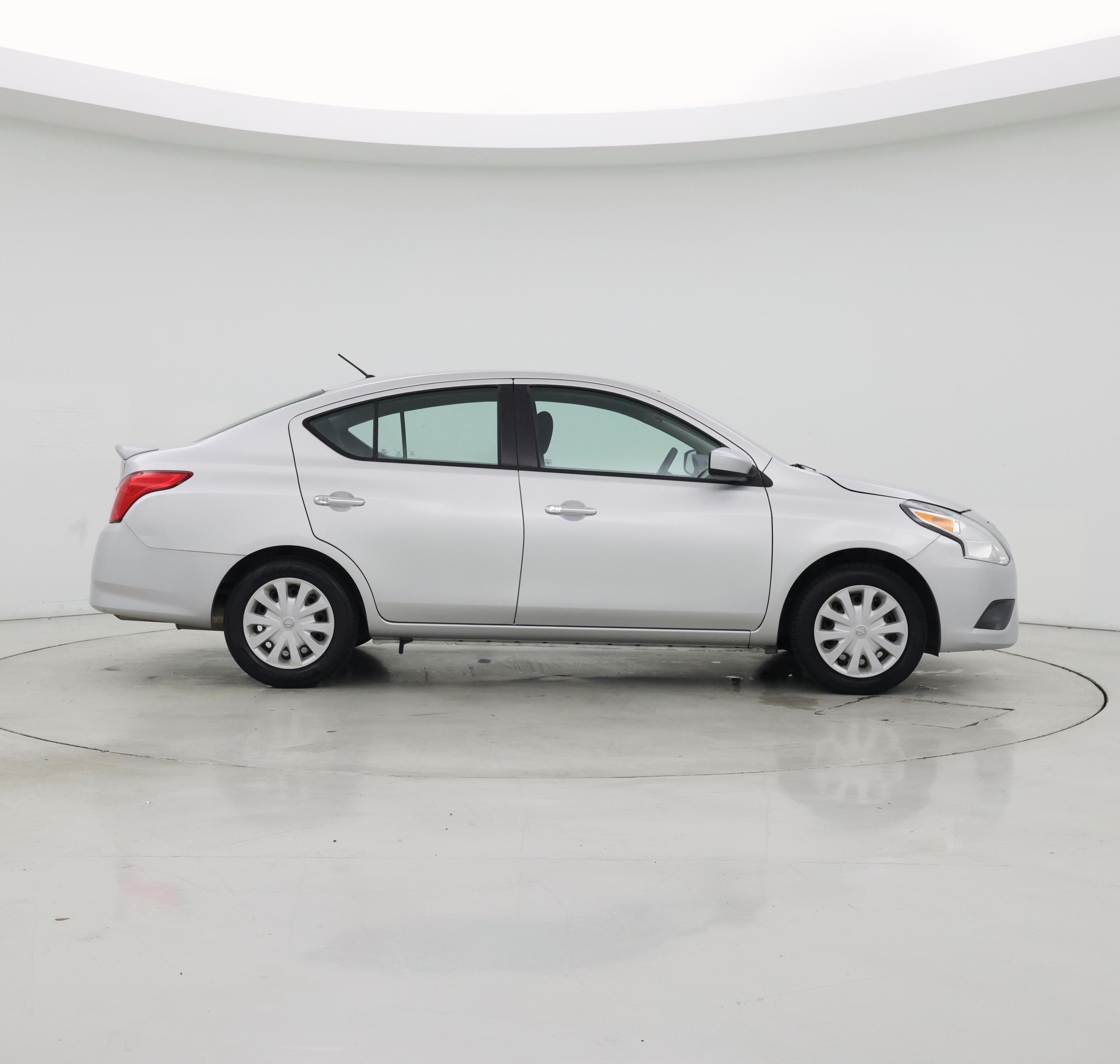 Thumbnail: 2018 Nissan Versa - 7