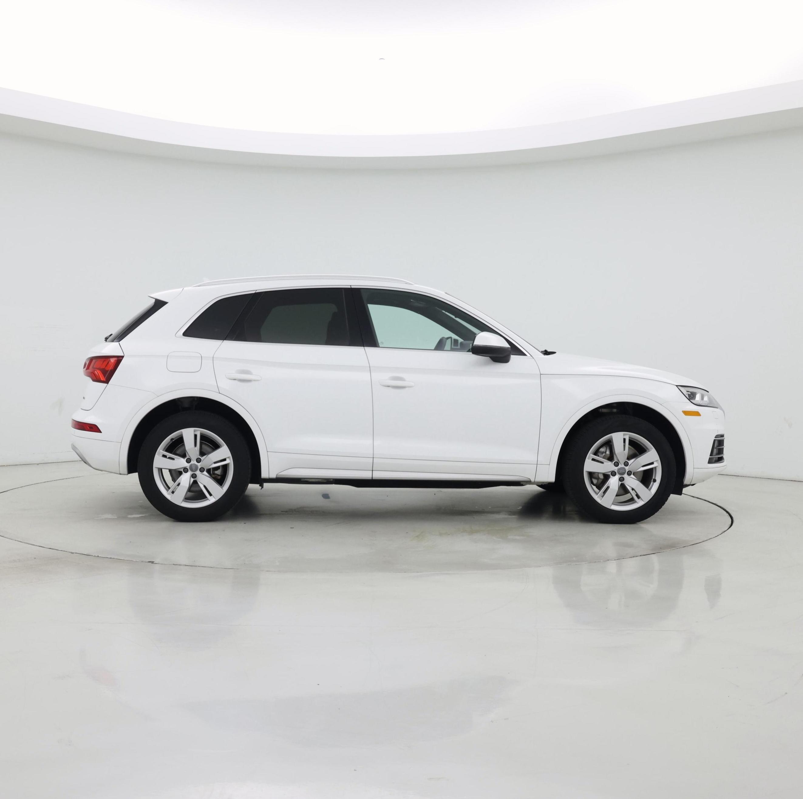 Thumbnail: 2019 Audi Q5 - 7