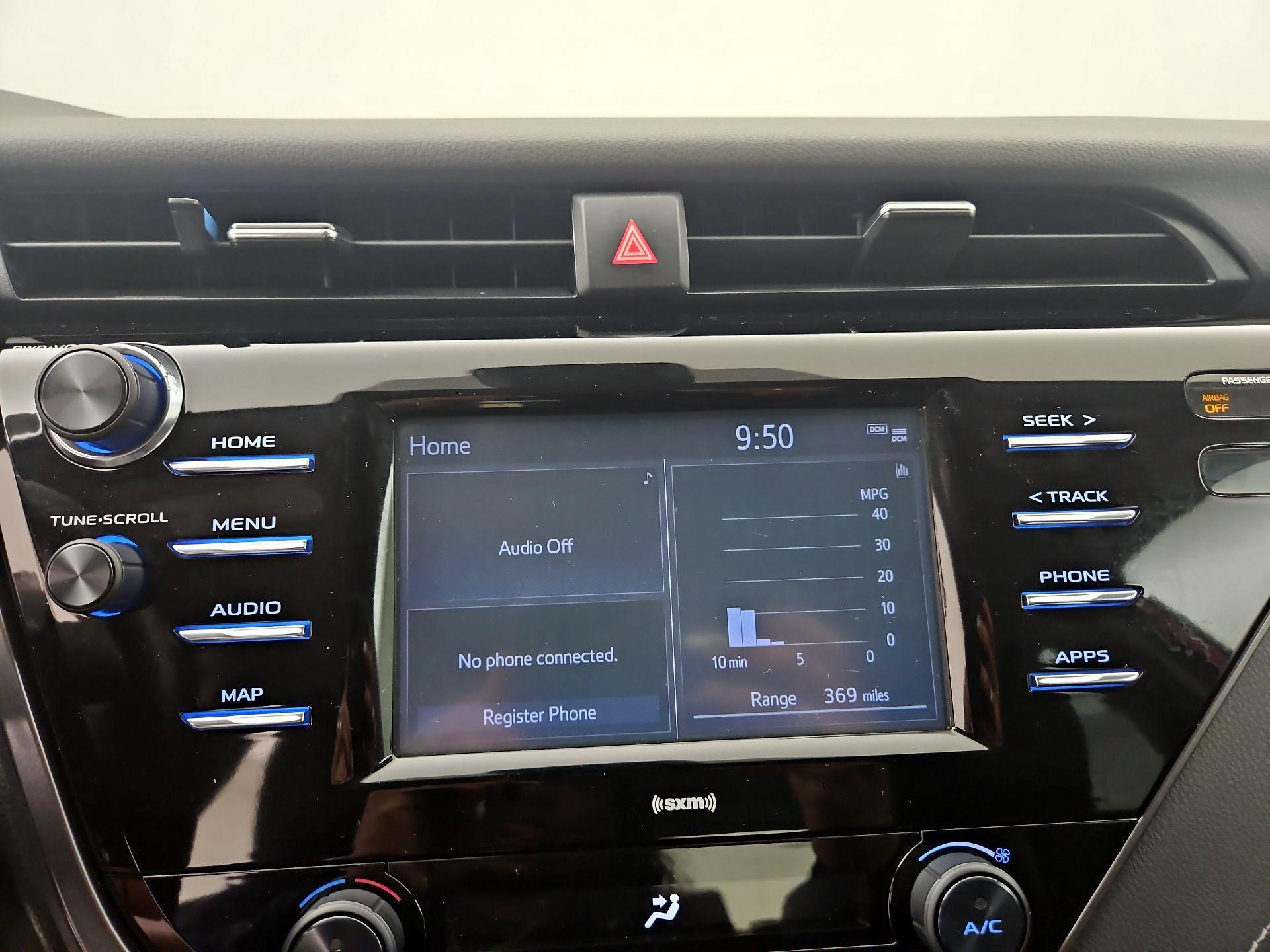 Thumbnail: 2020 Toyota Camry - 15