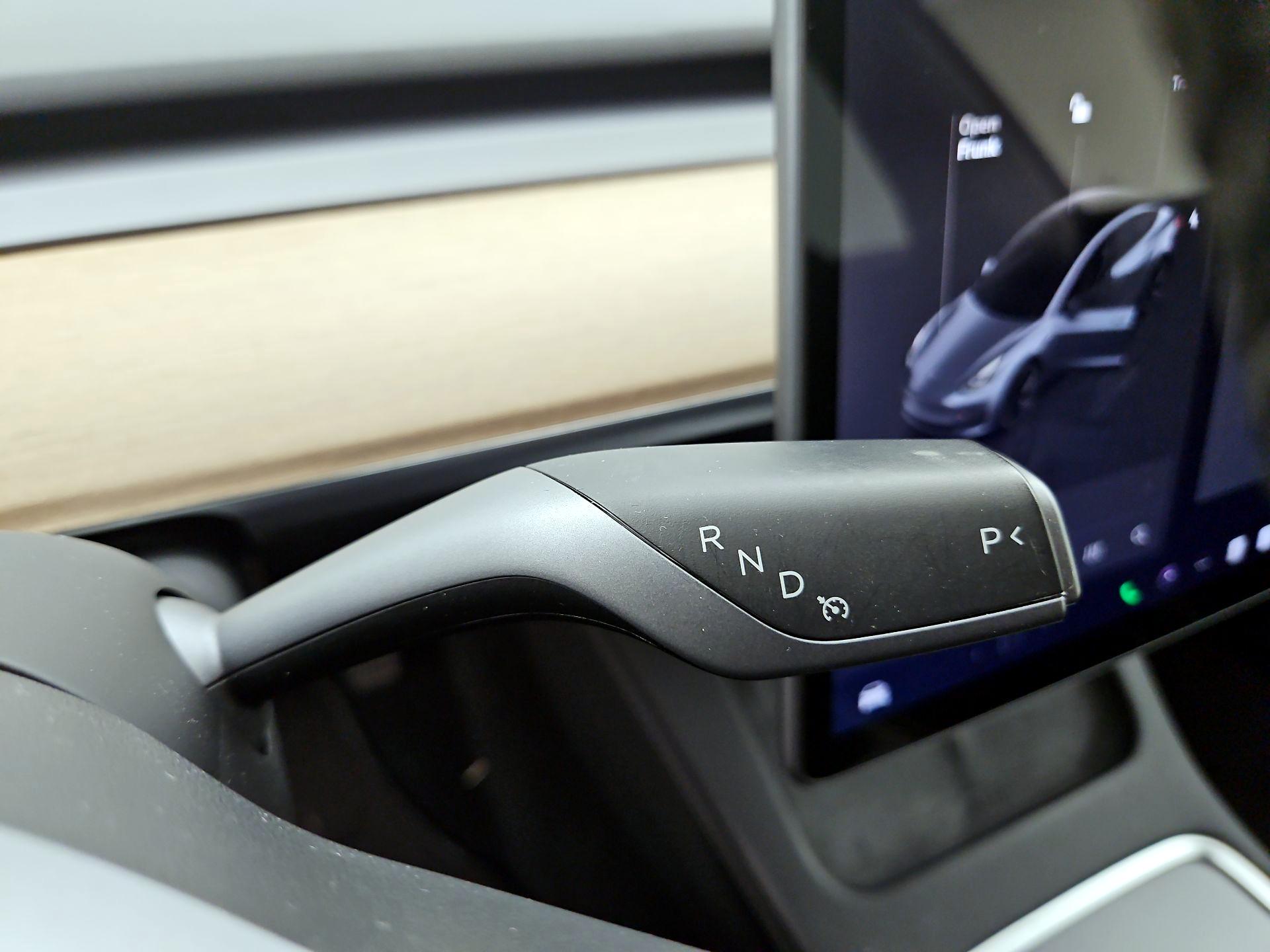 Thumbnail: 2023 Tesla Model 3 - 17