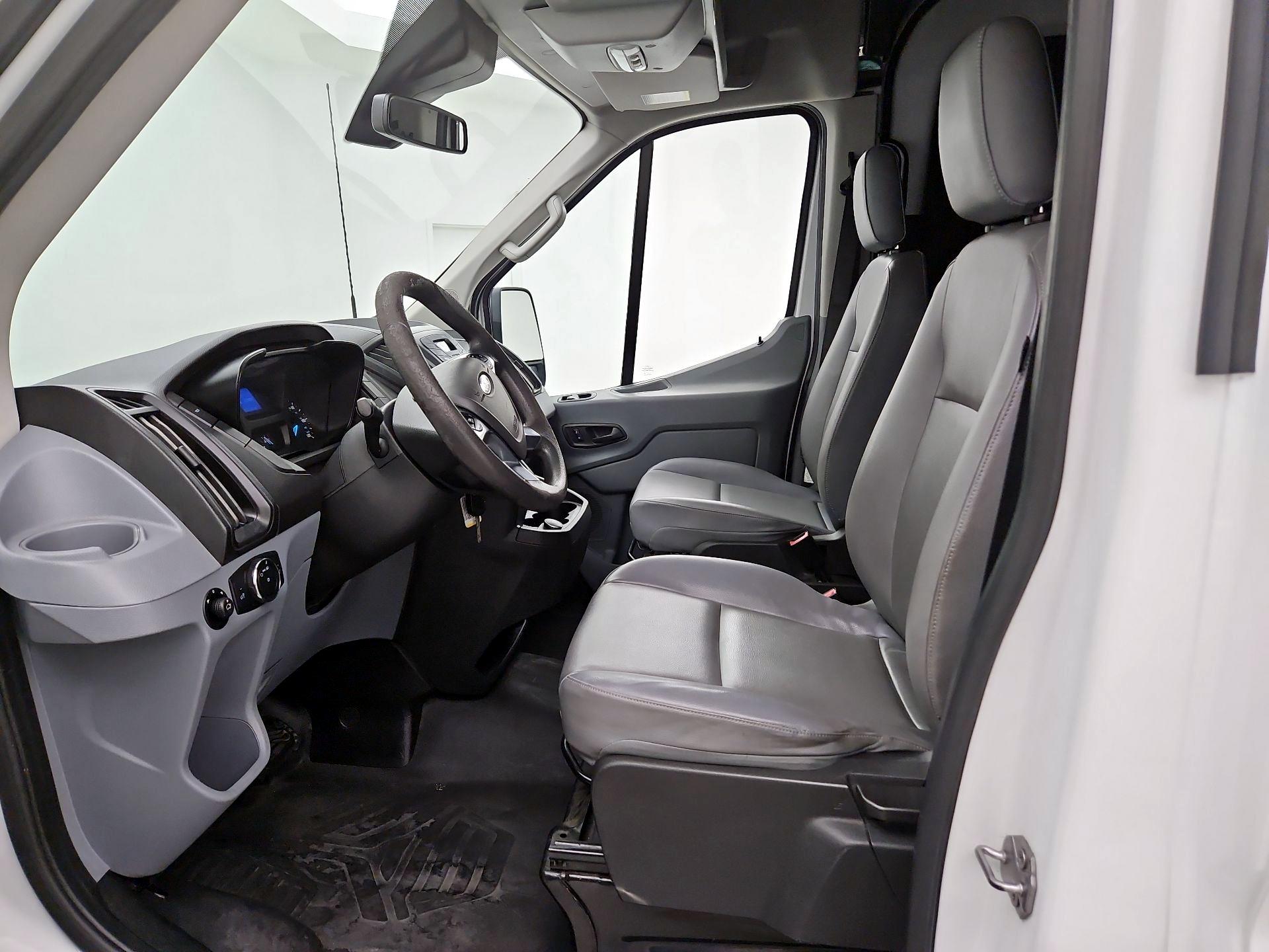 Thumbnail: 2018 Ford Transit Series - 11