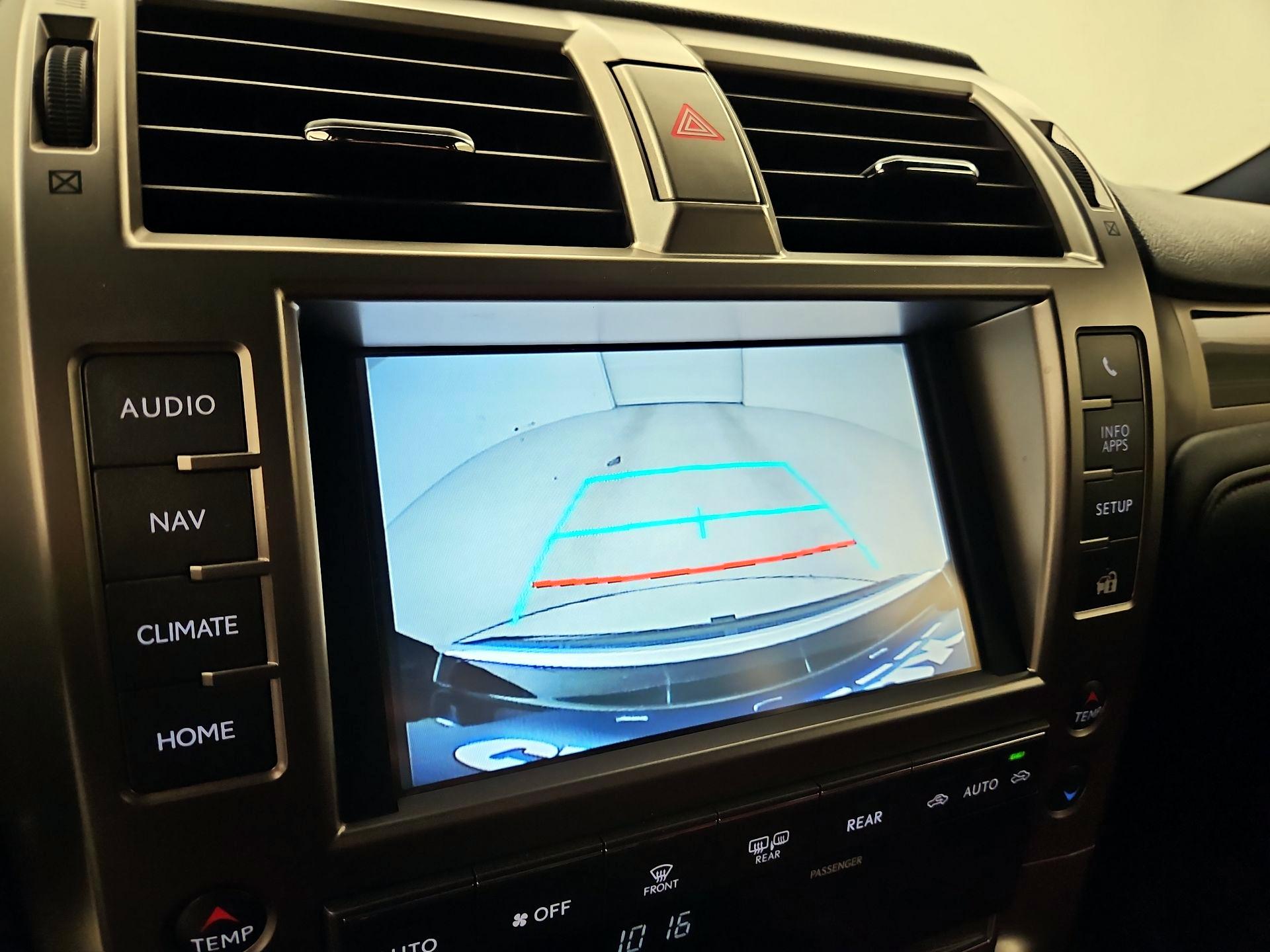 Thumbnail: 2020 Lexus GX - 15