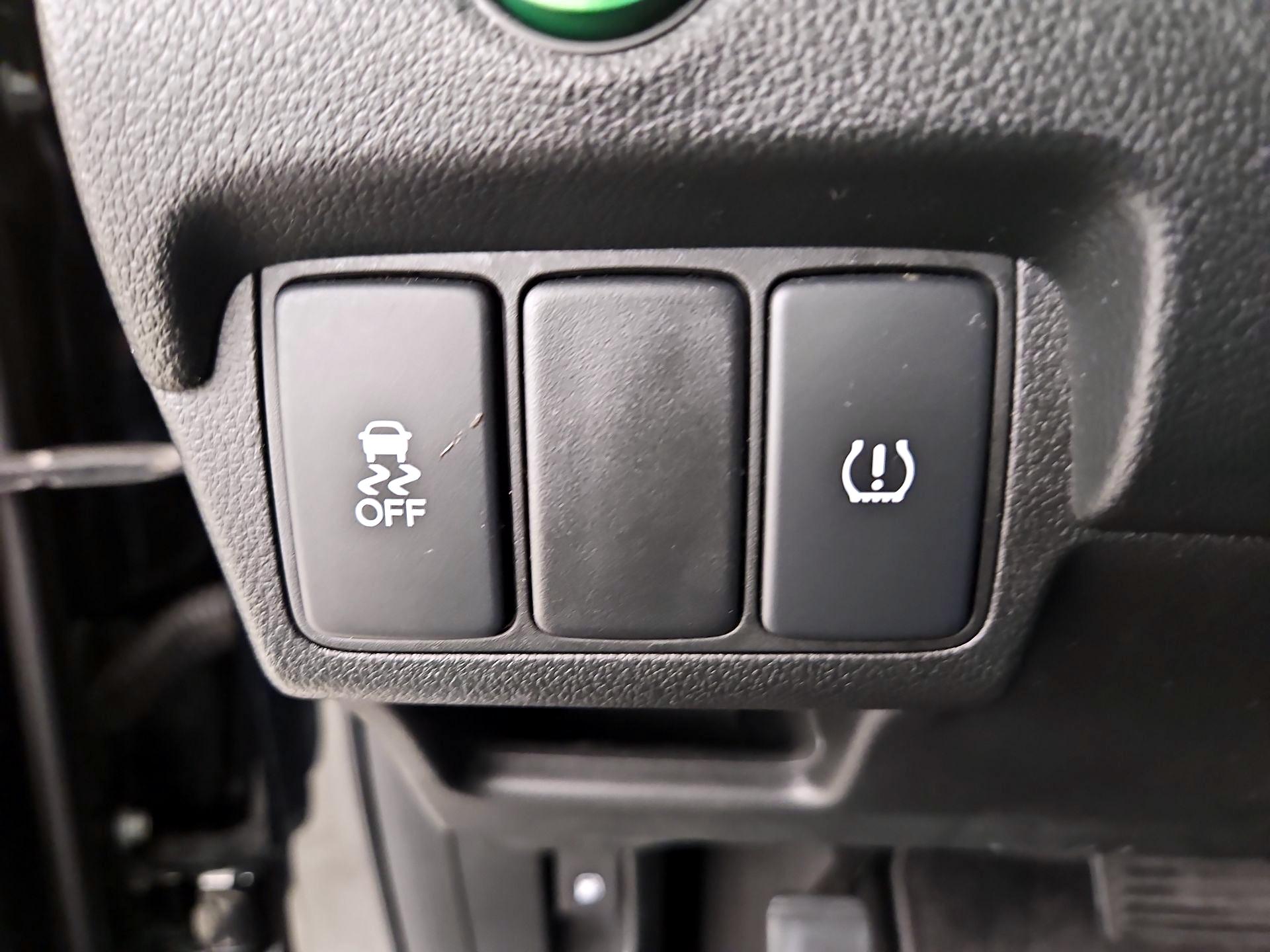 Thumbnail: 2015 Honda CR-V - 13