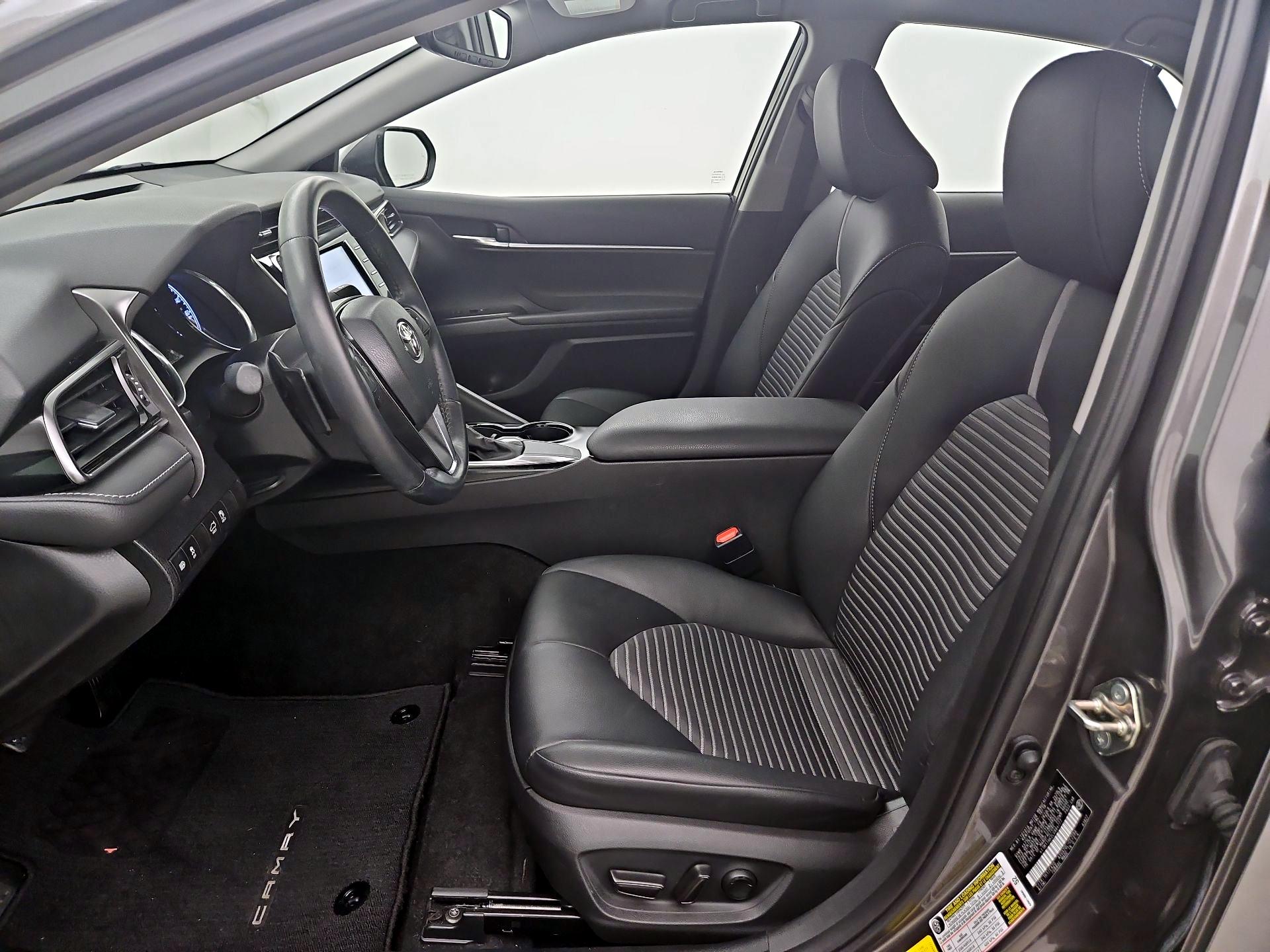 Thumbnail: 2020 Toyota Camry - 11