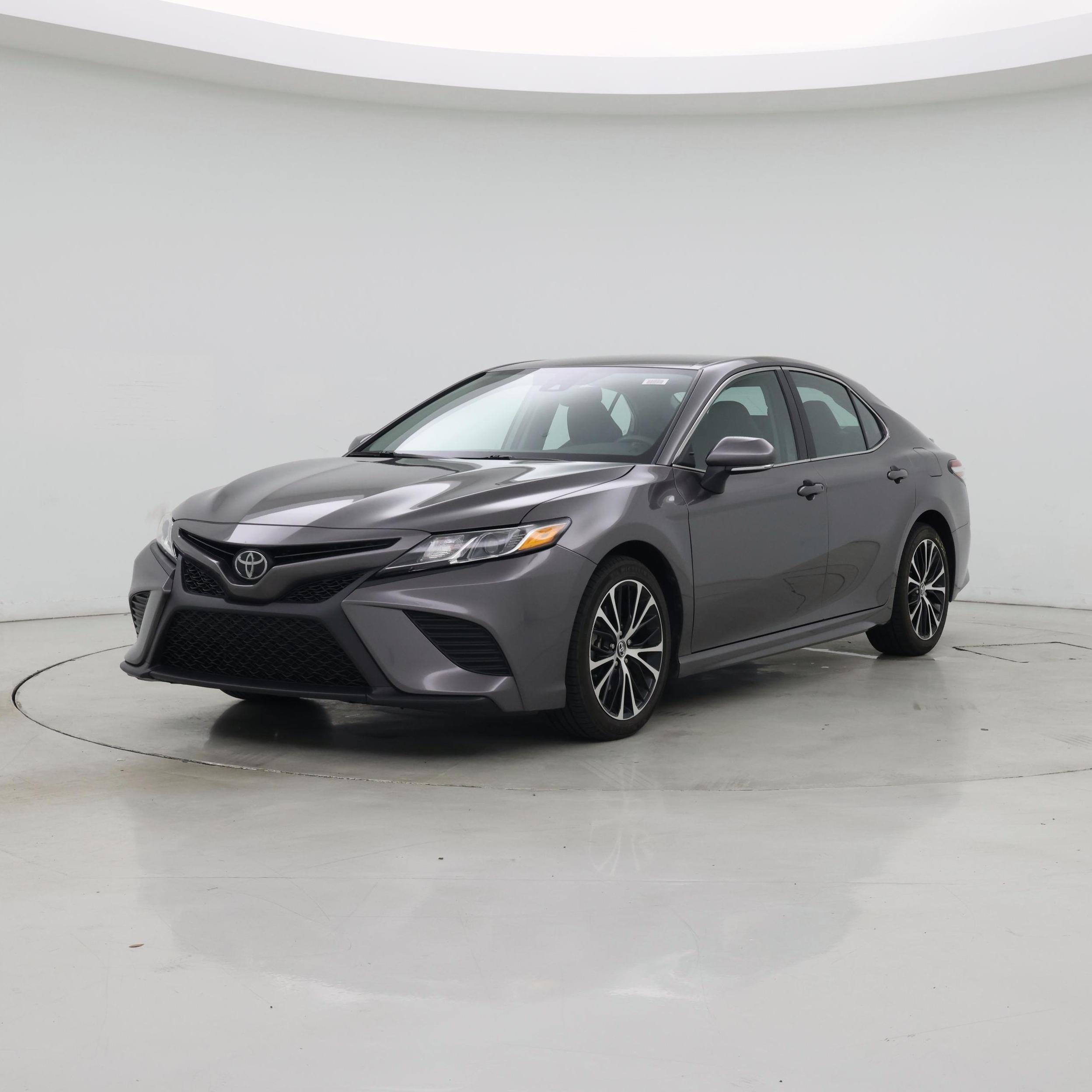 Thumbnail: 2020 Toyota Camry - 4