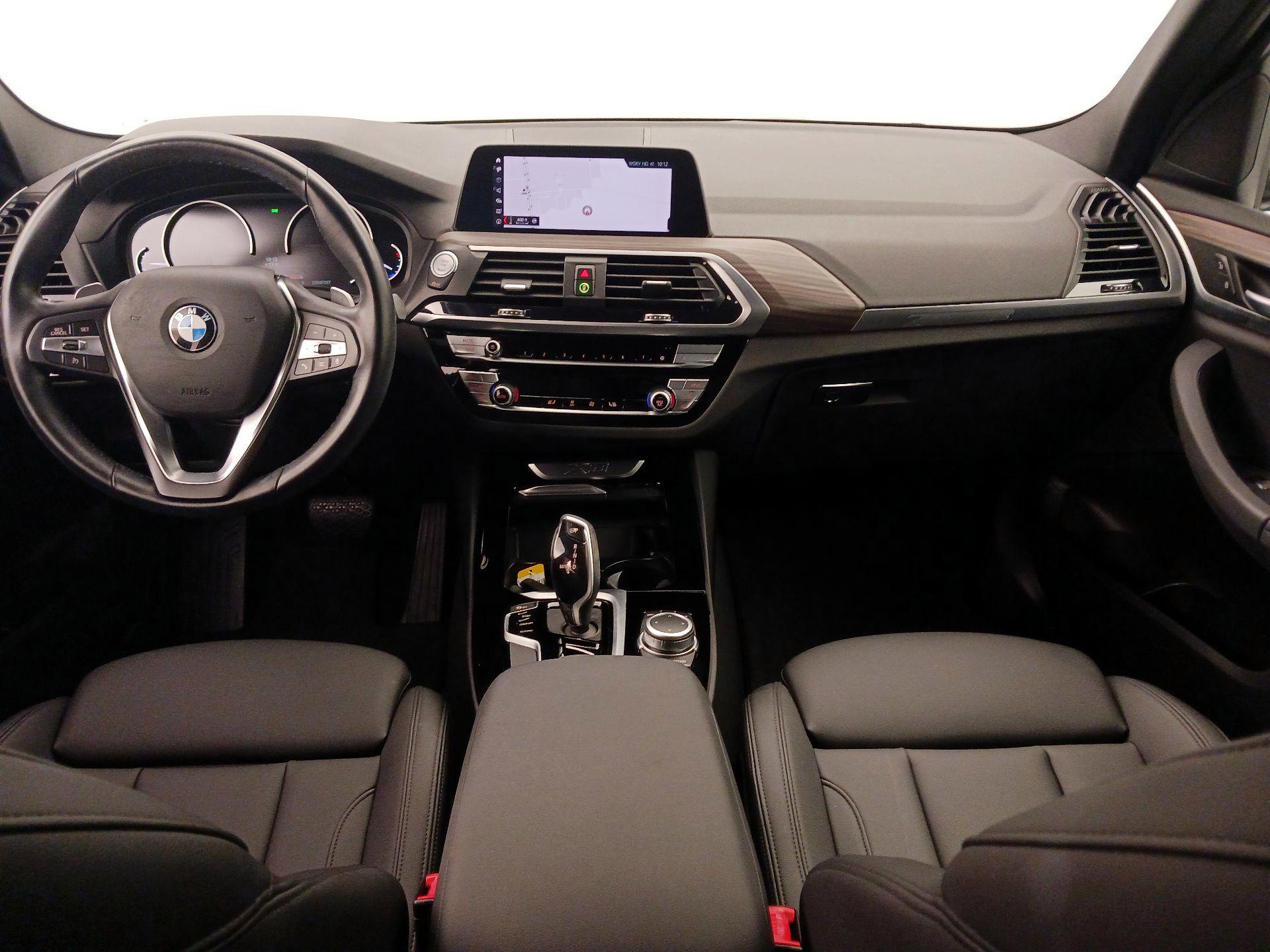 Thumbnail: 2021 BMW X3 - 9