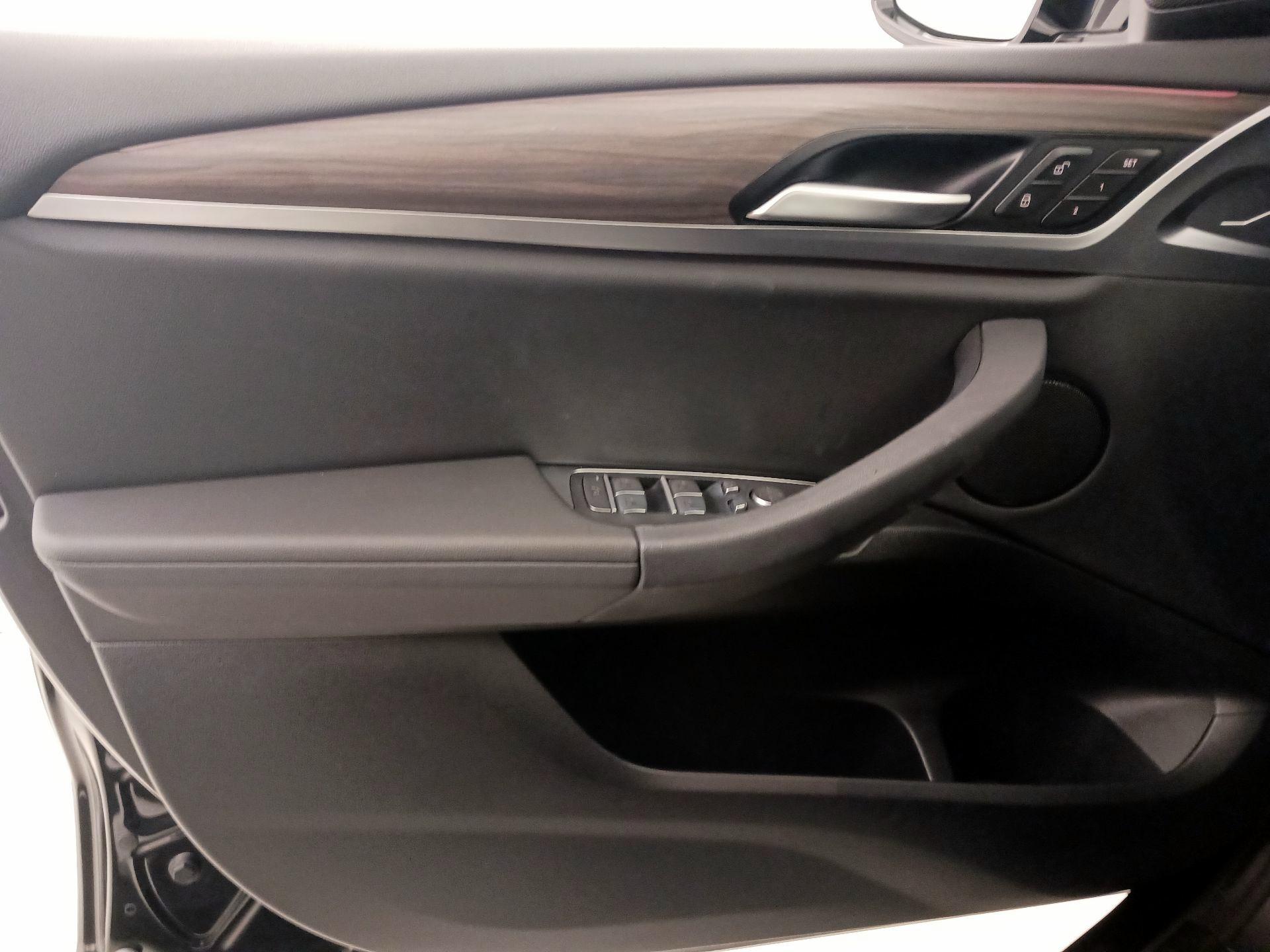 Thumbnail: 2021 BMW X3 - 12