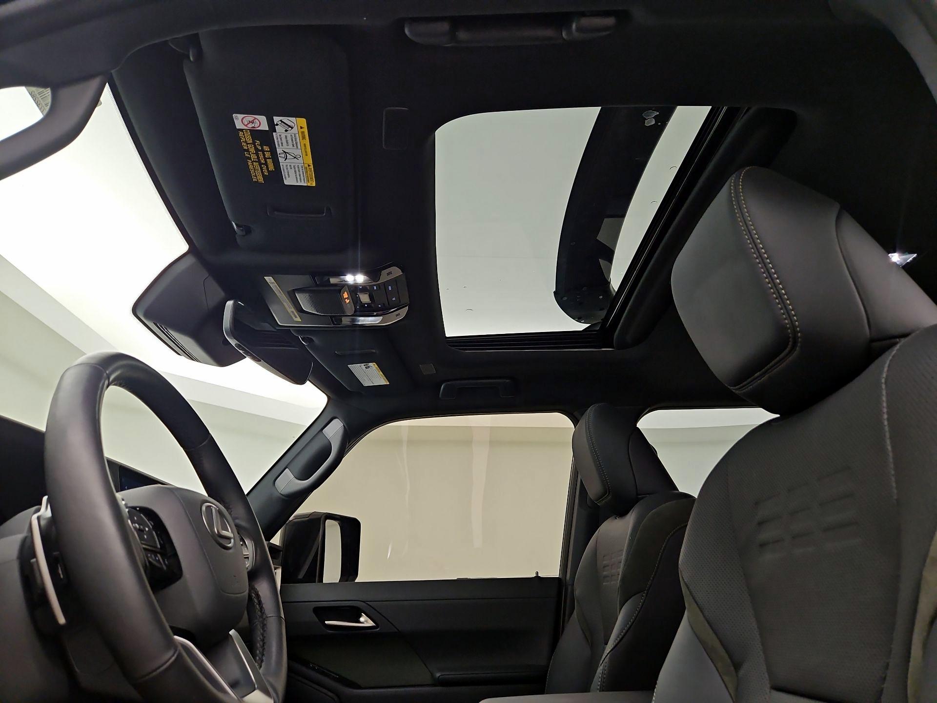 Thumbnail: 2024 Lexus GX - 20