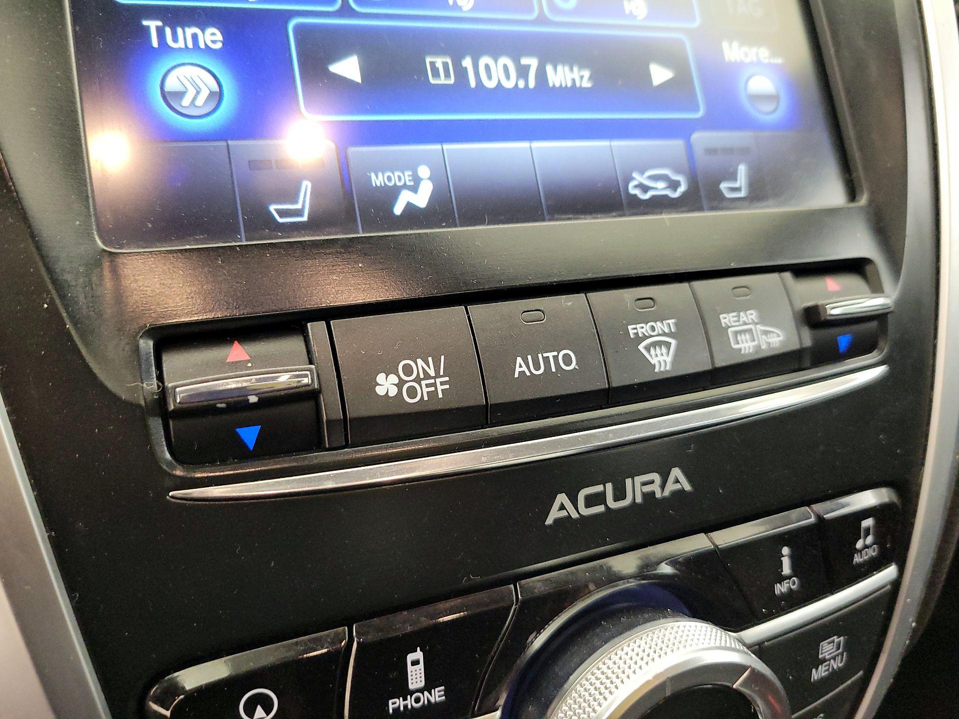 Thumbnail: 2015 Acura TLX - 17