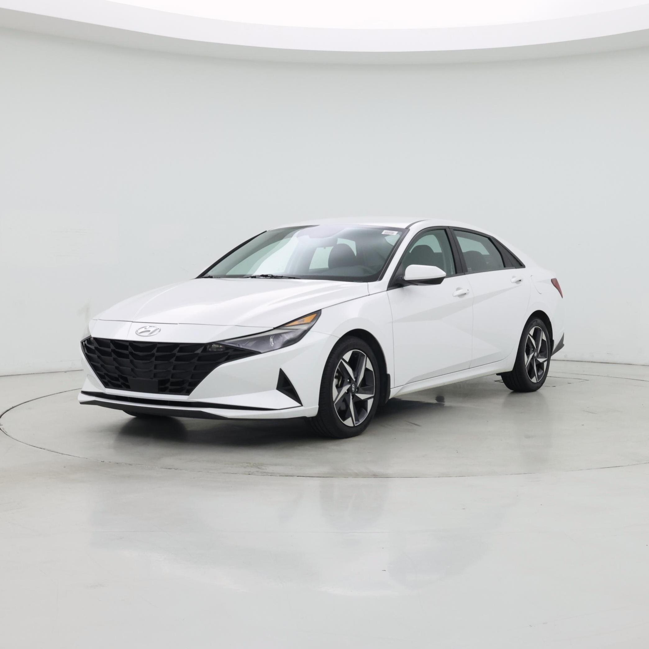 Thumbnail: 2023 Hyundai Elantra - 4