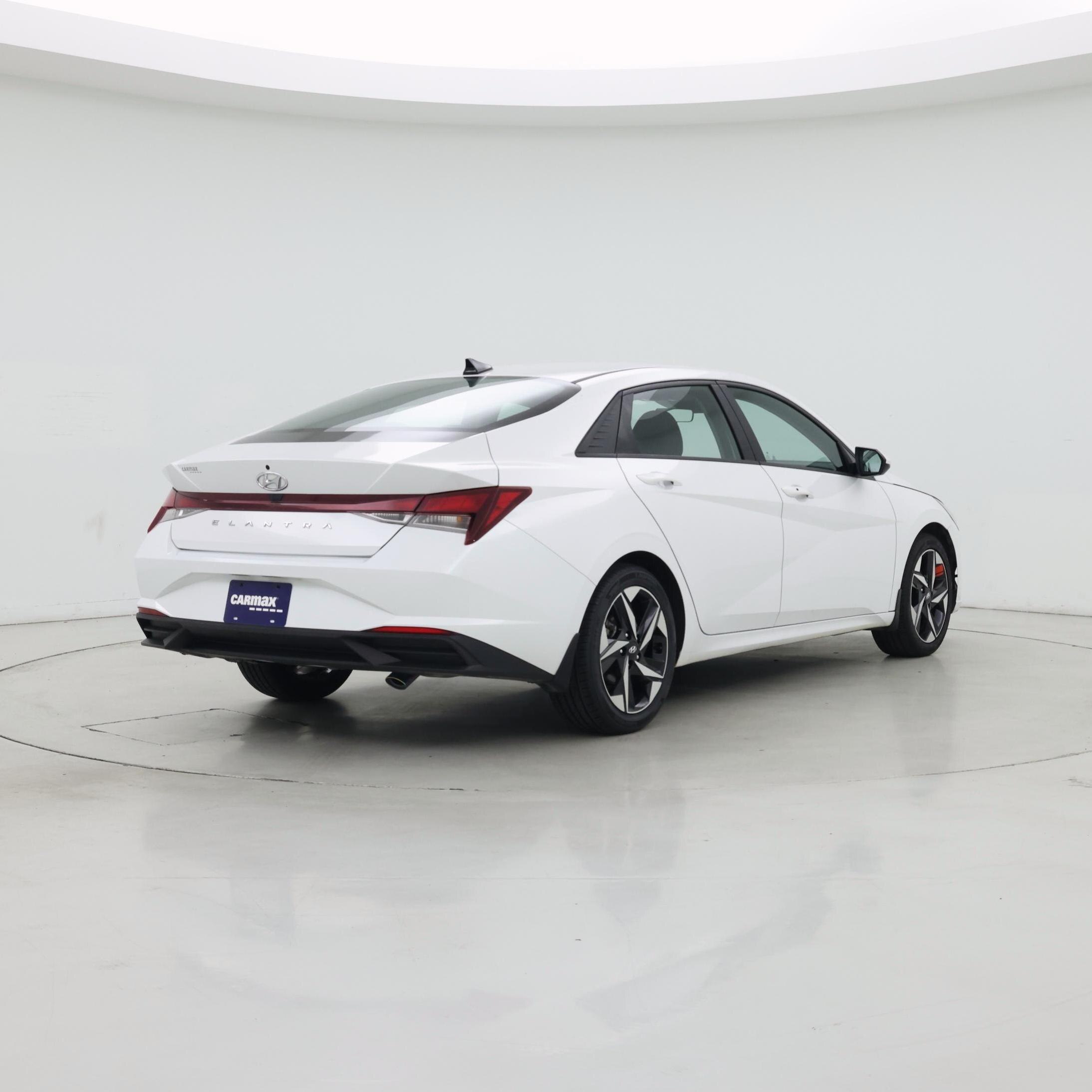 Thumbnail: 2023 Hyundai Elantra - 8