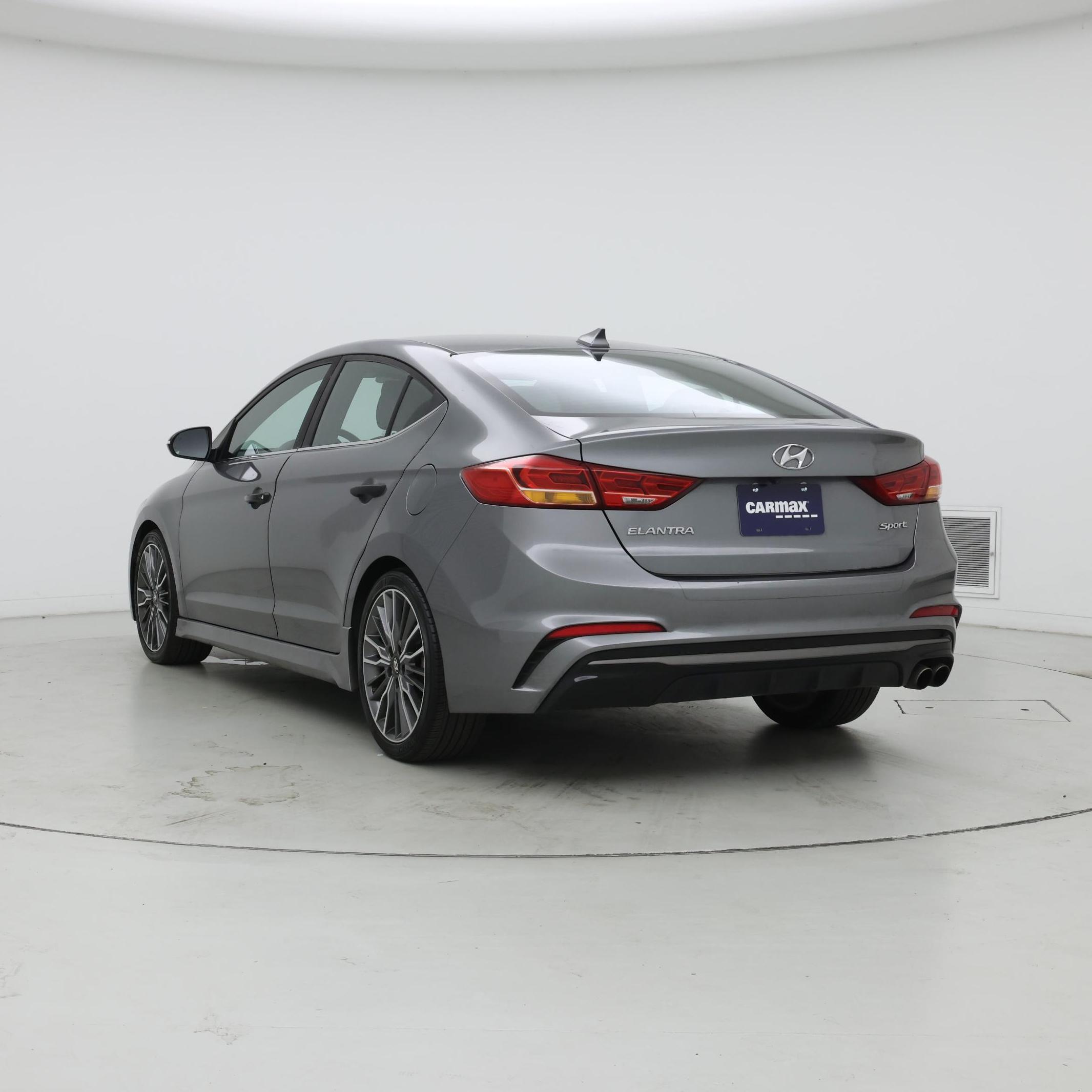 Thumbnail: 2018 Hyundai Elantra - 2
