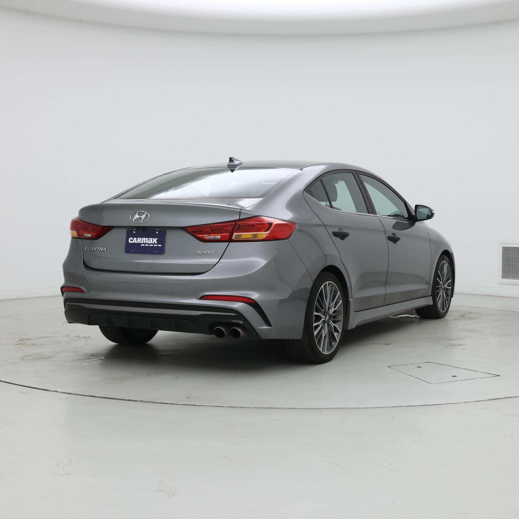 Thumbnail: 2018 Hyundai Elantra - 8