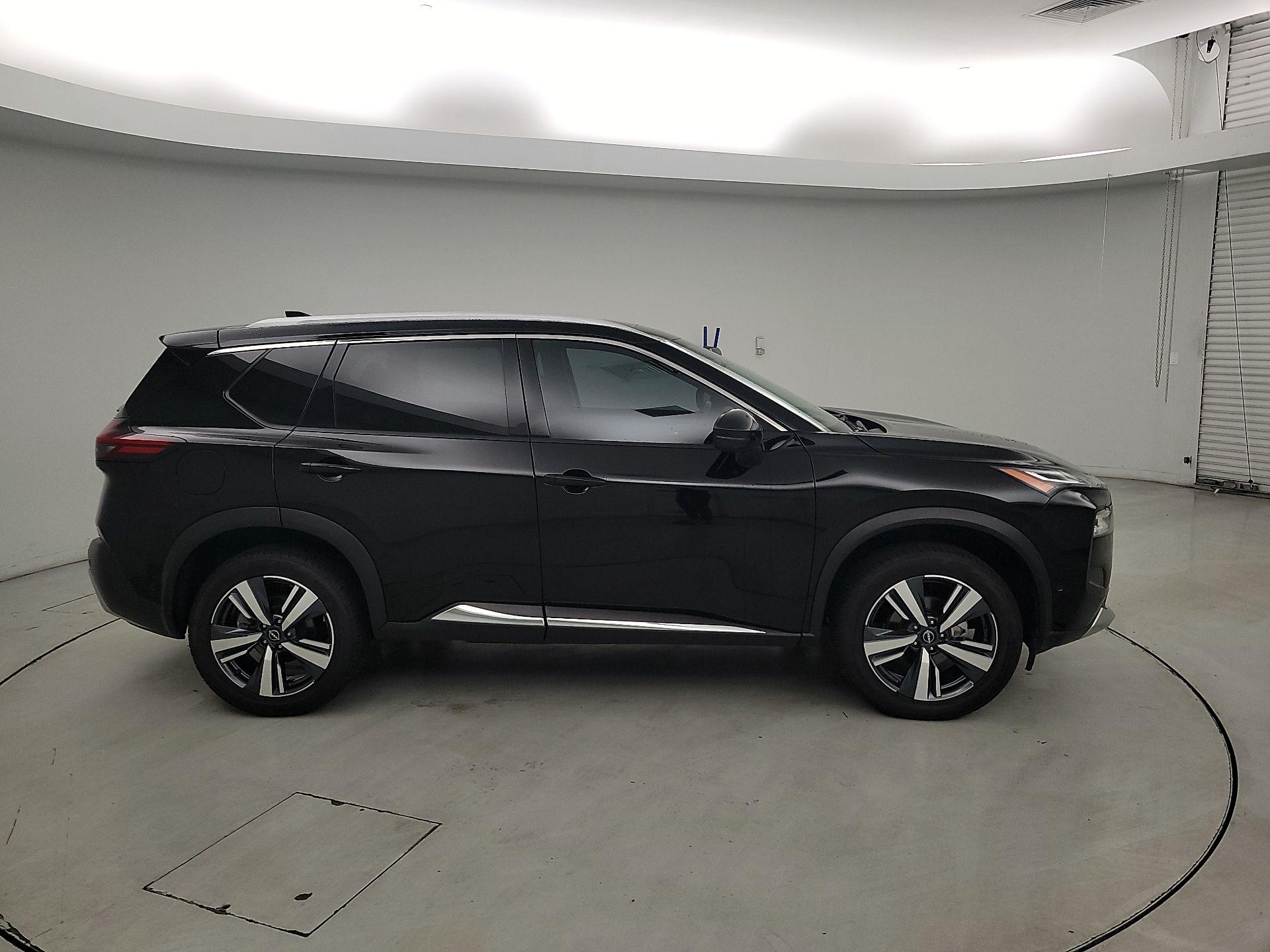 Thumbnail: 2023 Nissan Rogue - 4