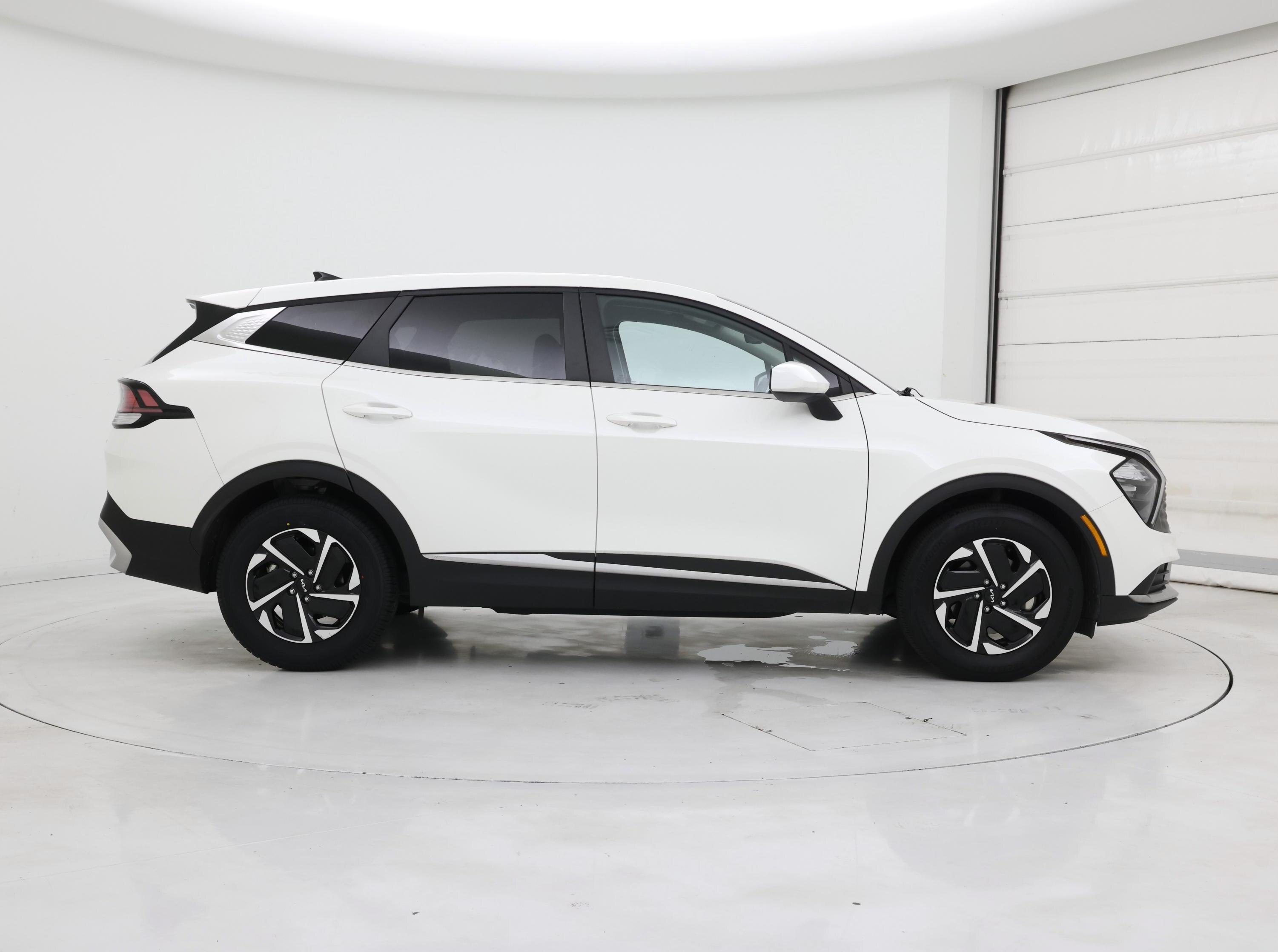 Thumbnail: 2023 Kia Sportage - 7
