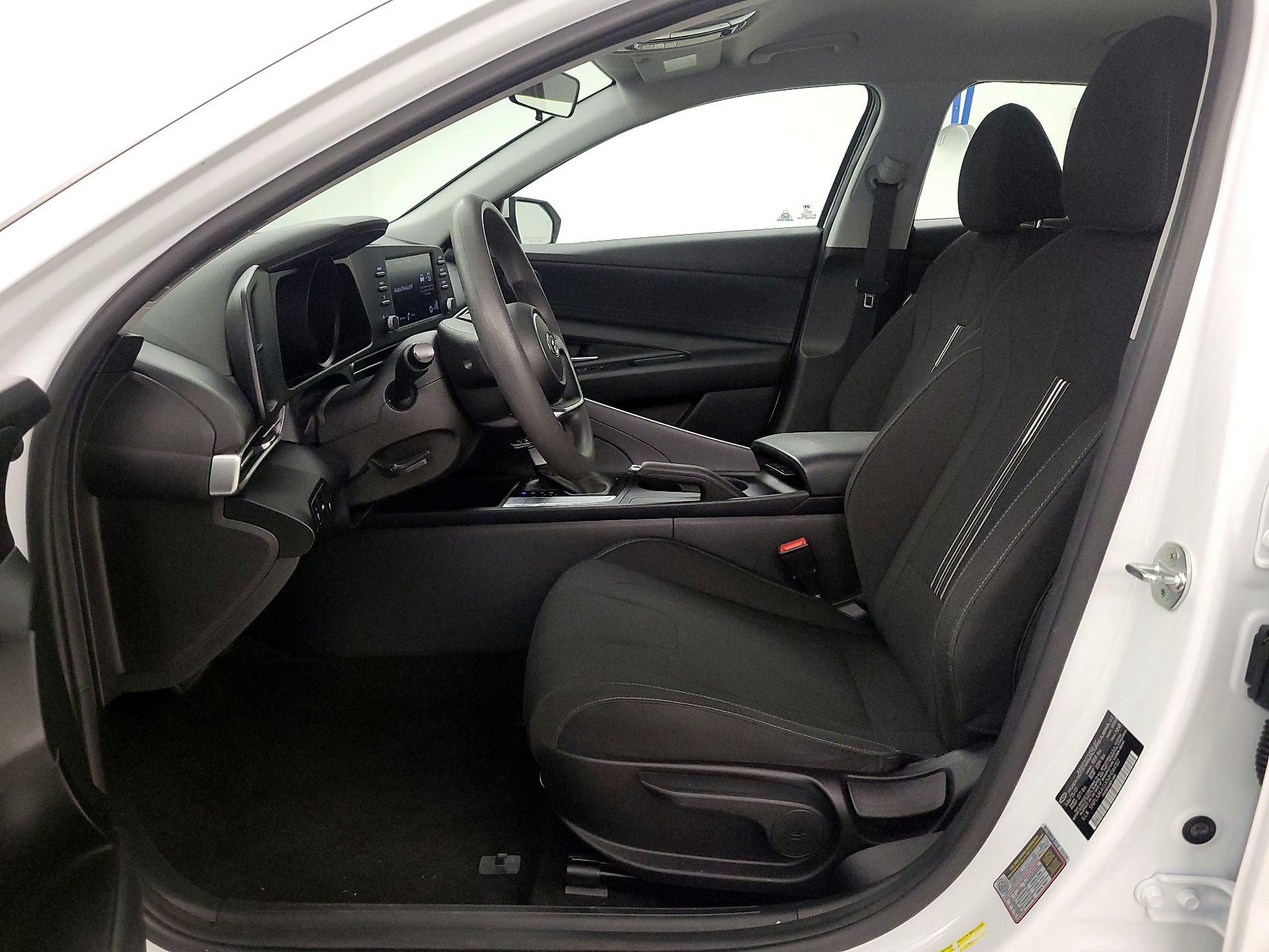 Thumbnail: 2021 Hyundai Elantra - 9