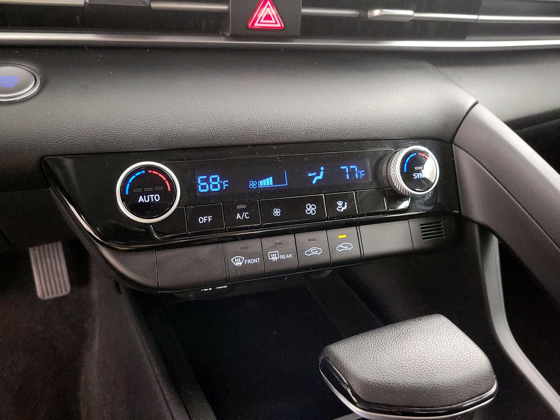 Thumbnail: 2021 Hyundai Elantra - 14