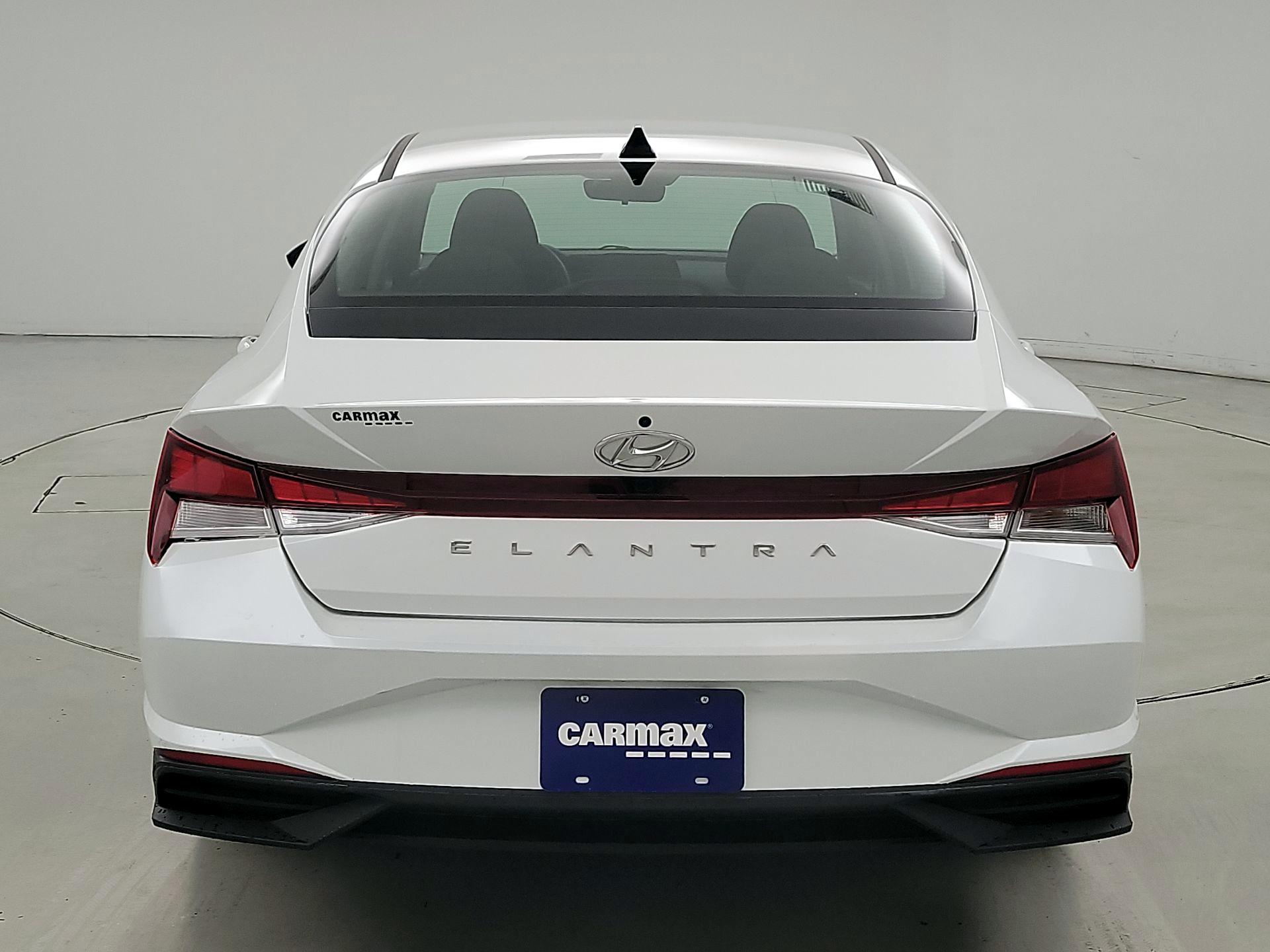 Thumbnail: 2021 Hyundai Elantra - 6