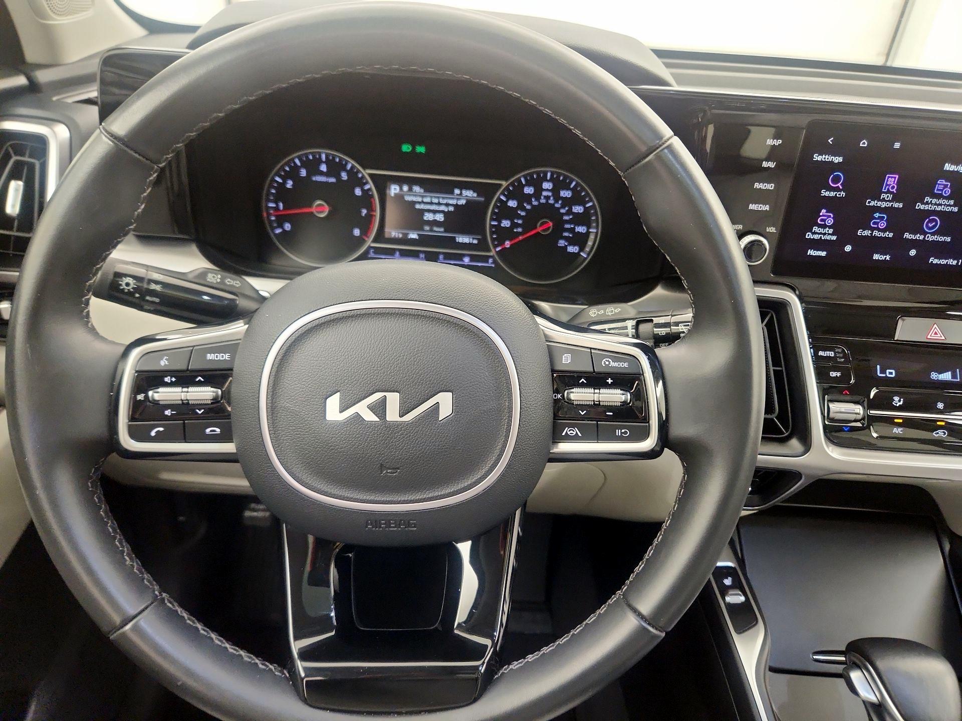 Thumbnail: 2022 Kia Sorento - 10