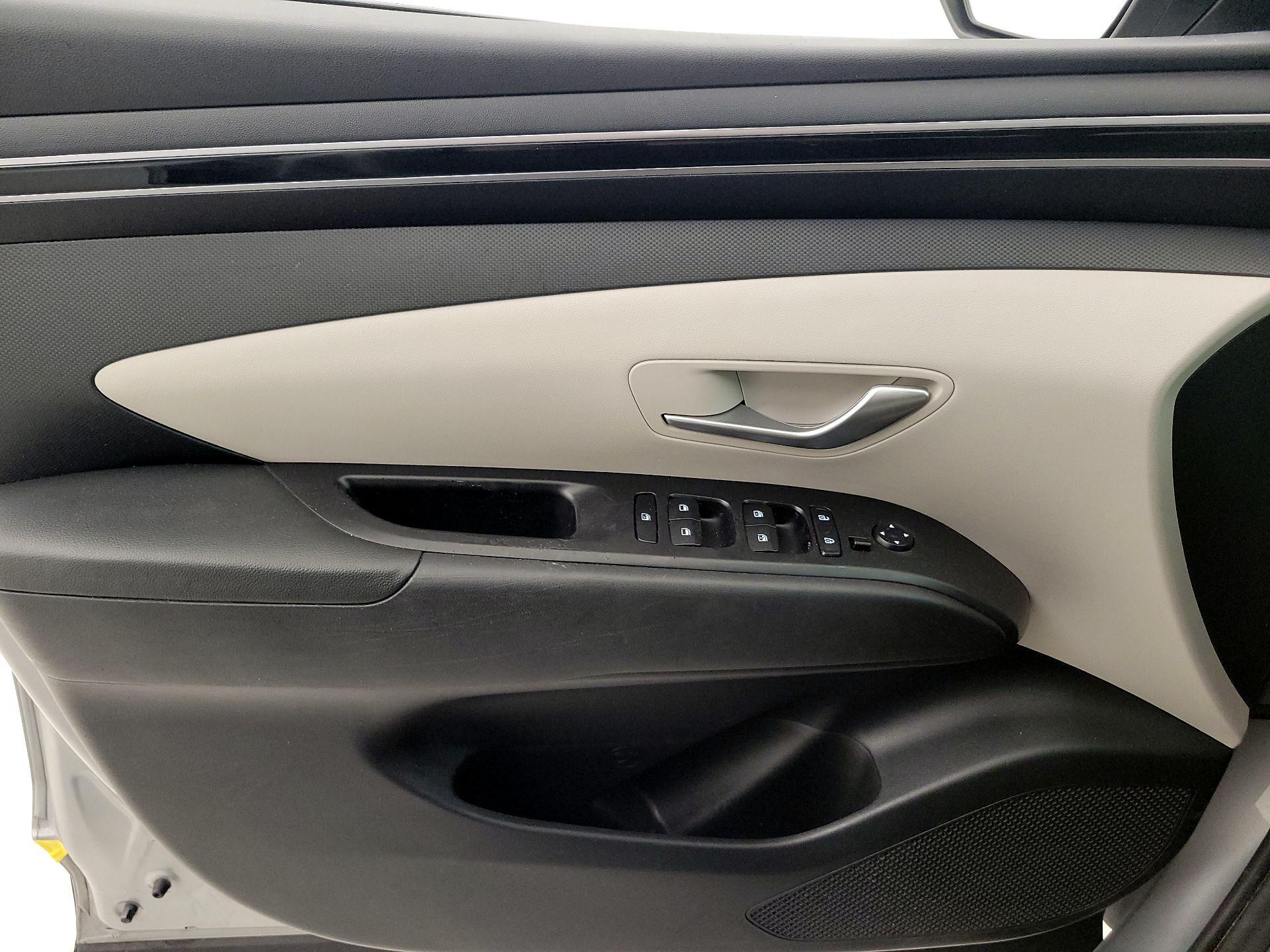 Thumbnail: 2022 Hyundai Tucson - 12