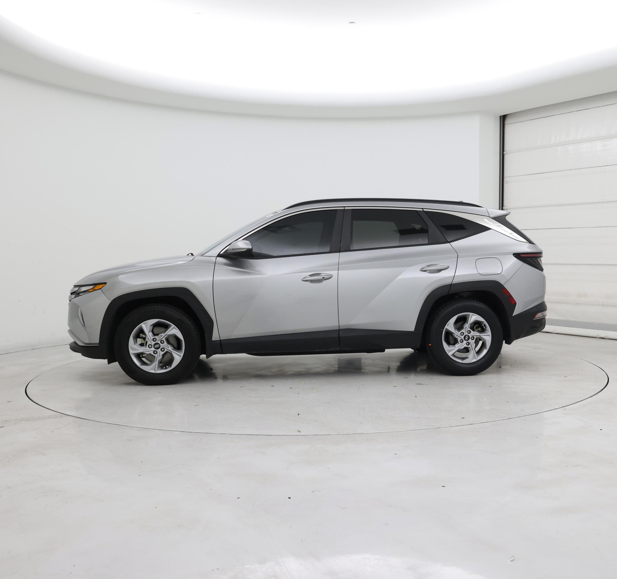 Thumbnail: 2022 Hyundai Tucson - 3