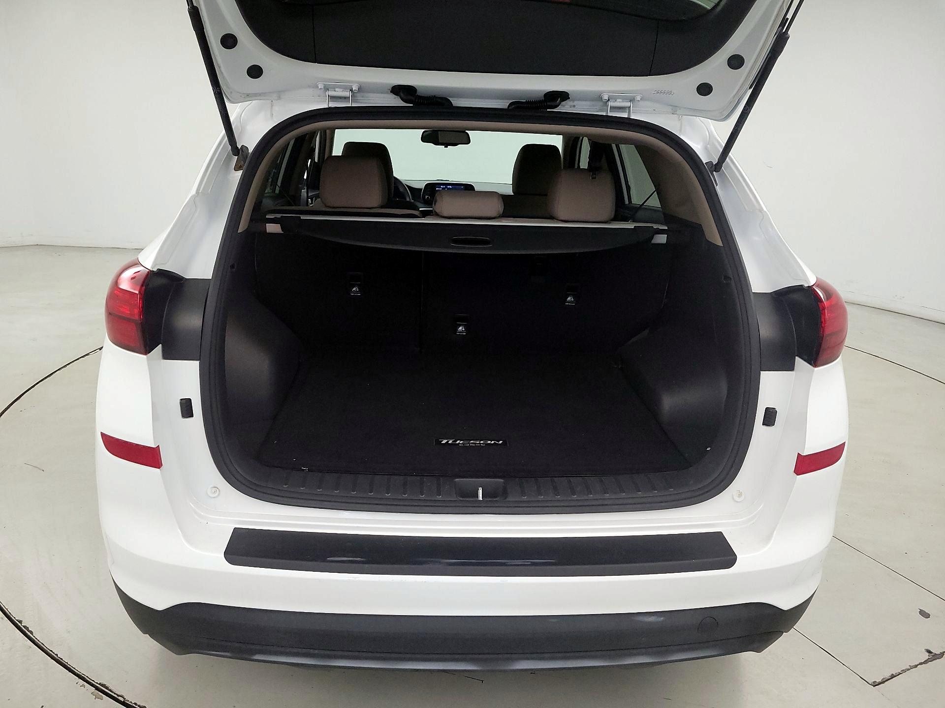 Thumbnail: 2020 Hyundai Tucson - 18