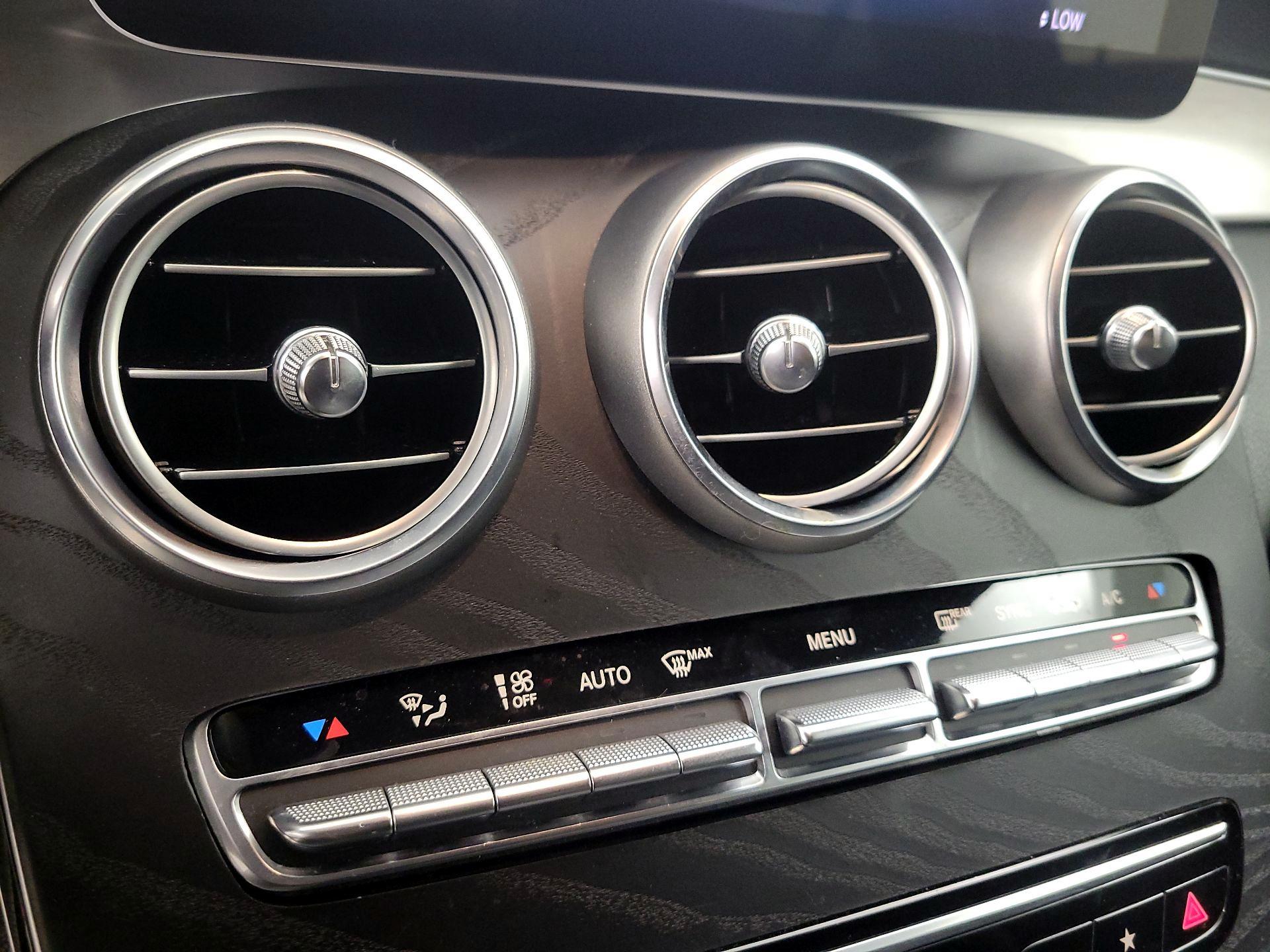 Thumbnail: 2020 Mercedes-Benz GLC - 14