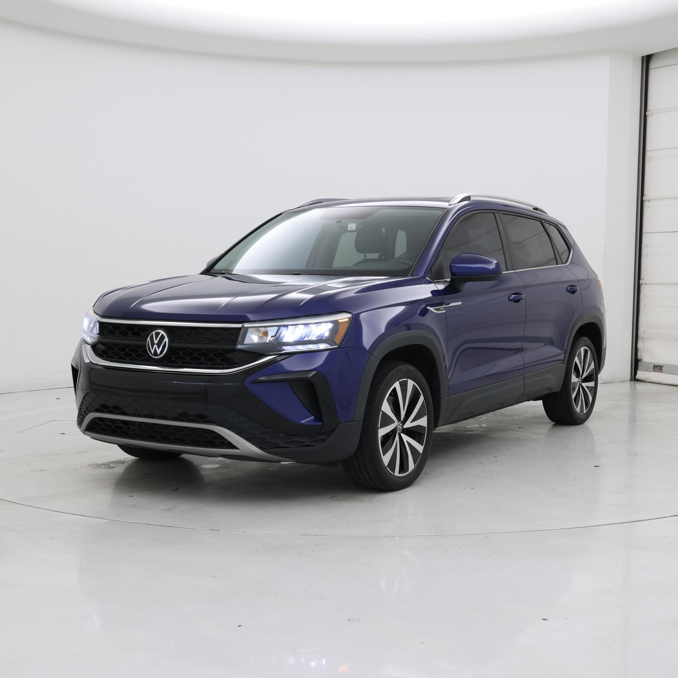 Thumbnail: 2022 Volkswagen Taos - 4