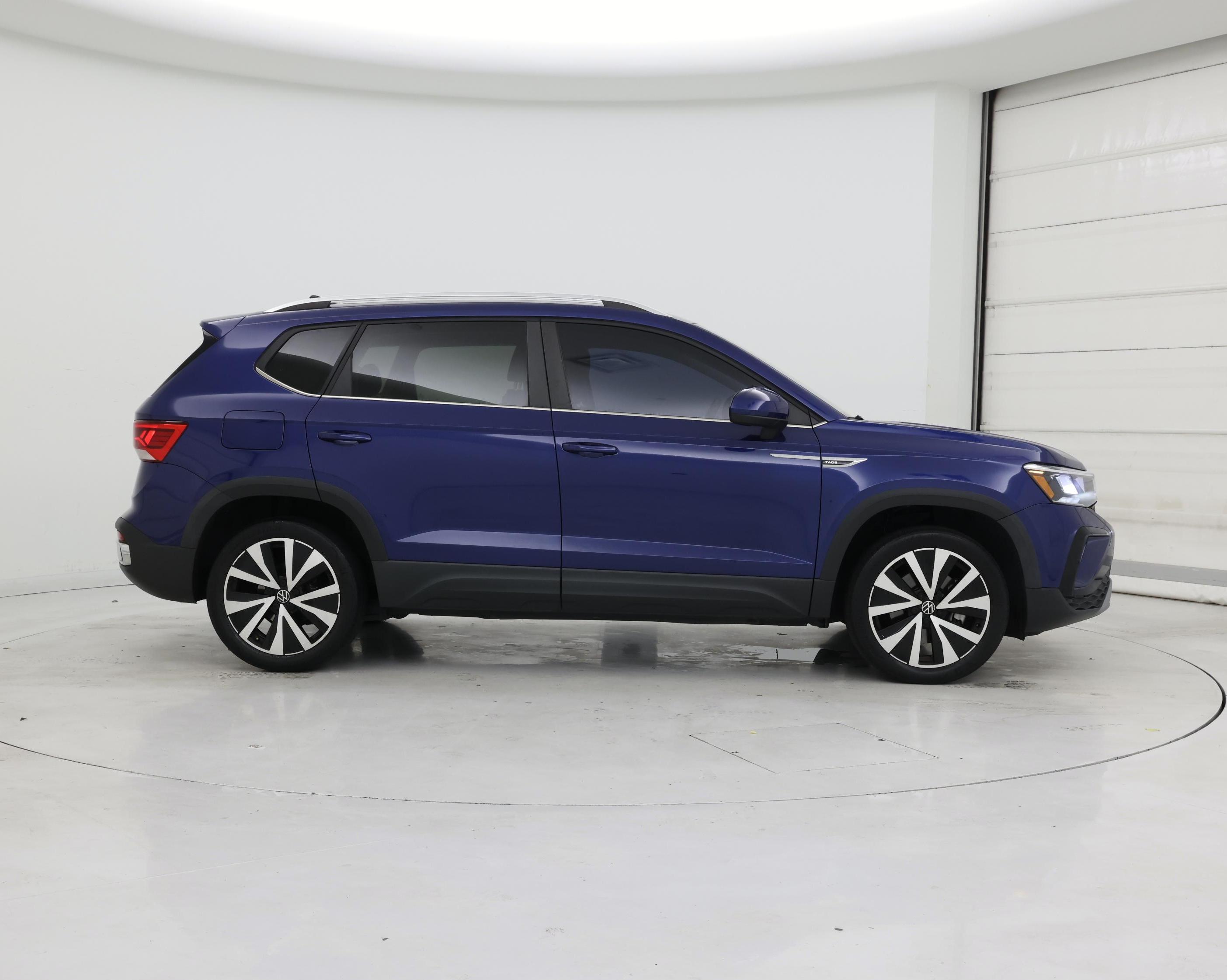 Thumbnail: 2022 Volkswagen Taos - 7