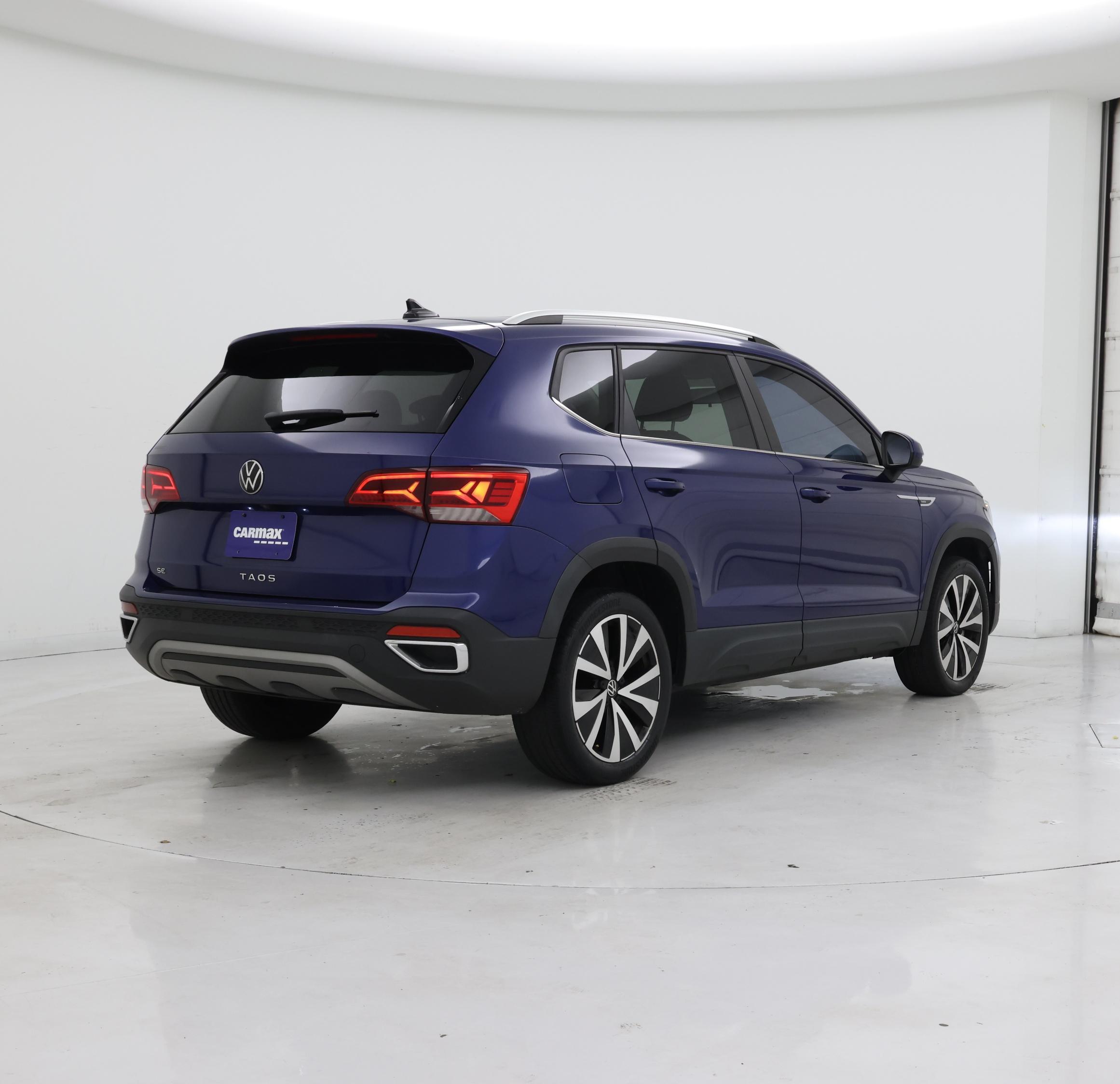 Thumbnail: 2022 Volkswagen Taos - 8