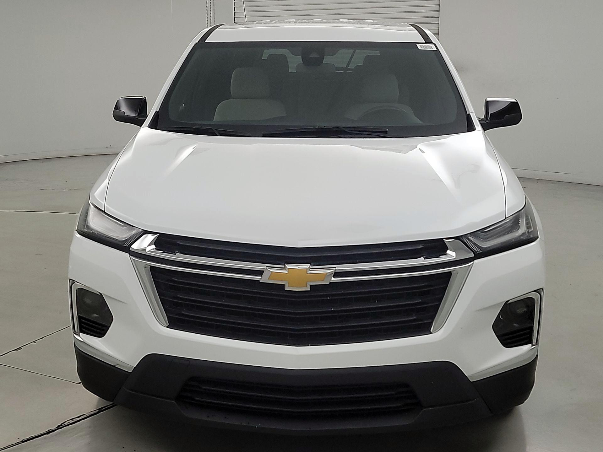 Thumbnail: 2022 Chevrolet Traverse - 2