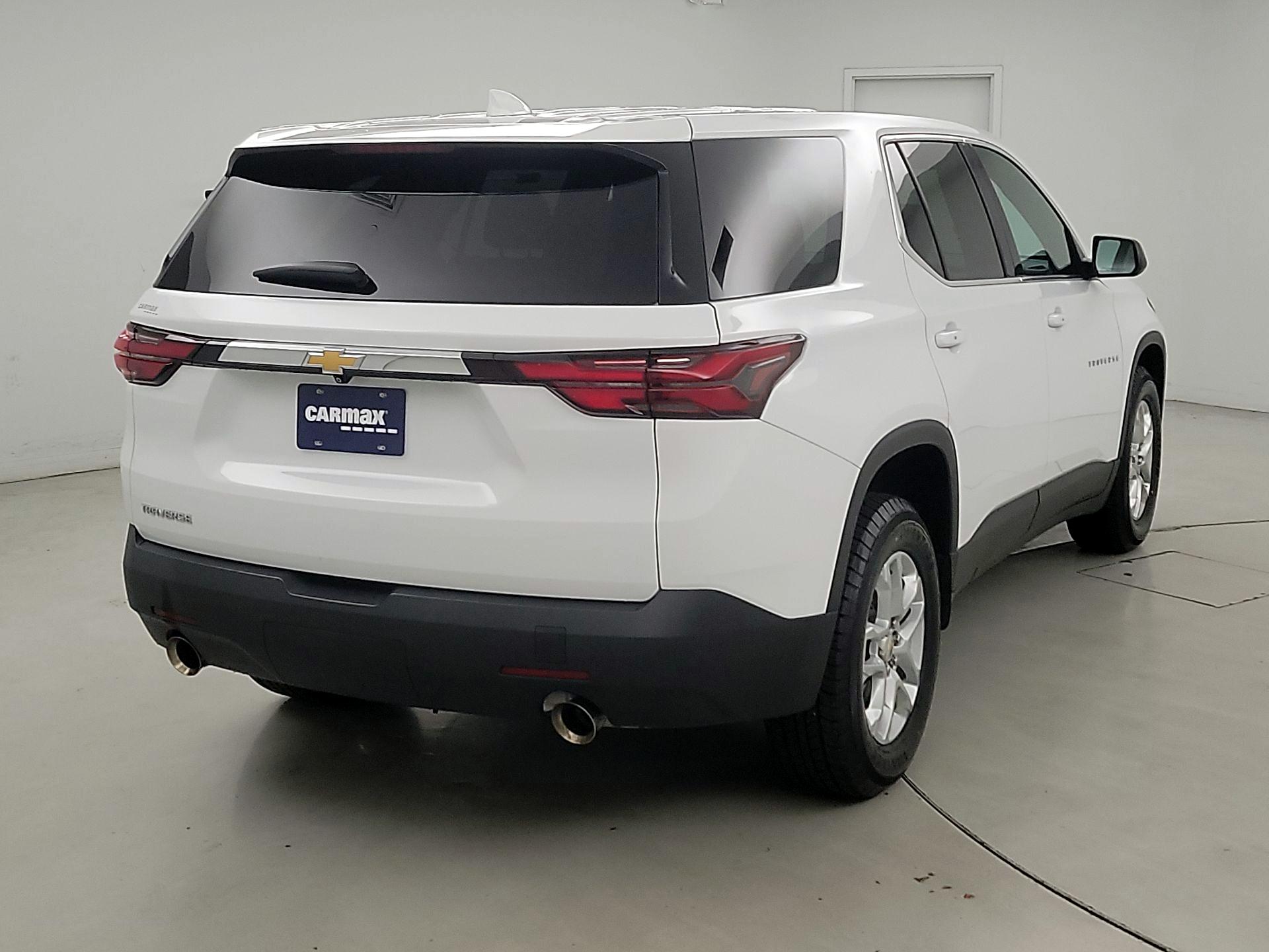 Thumbnail: 2022 Chevrolet Traverse - 5