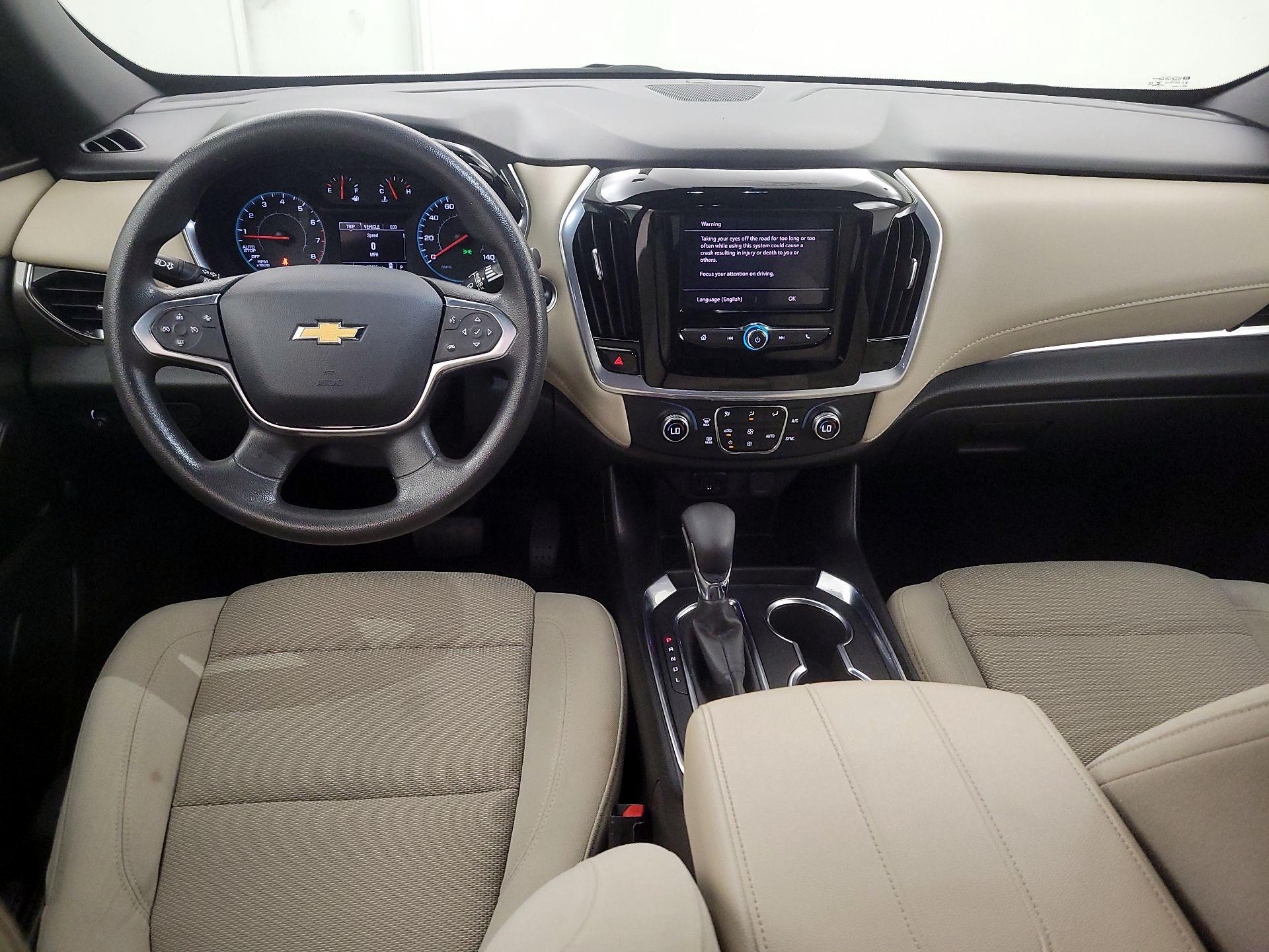 Thumbnail: 2022 Chevrolet Traverse - 8