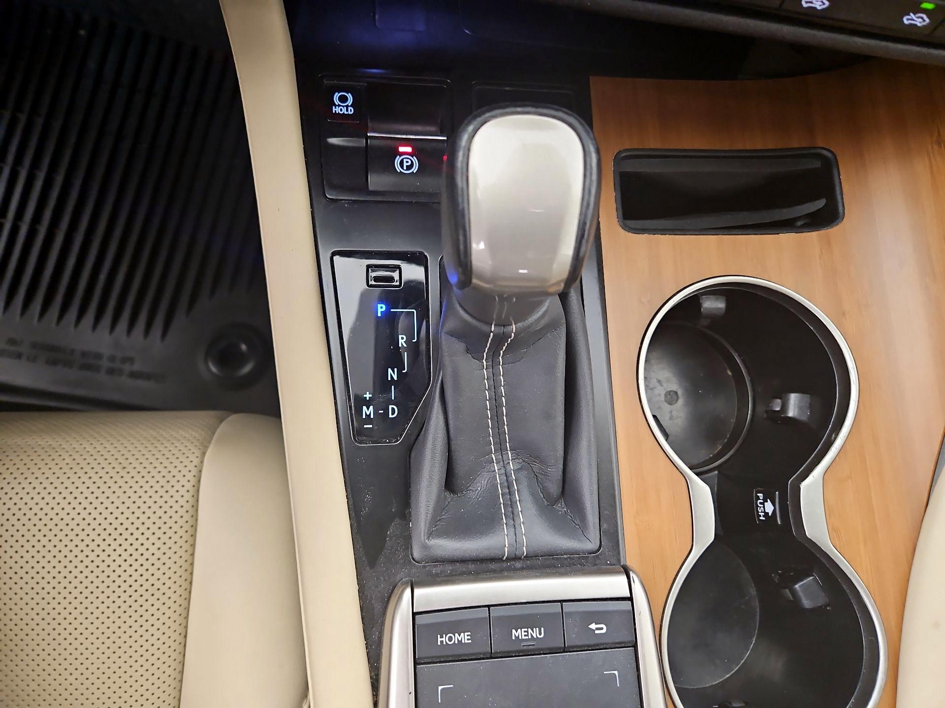Thumbnail: 2022 Lexus RX - 17