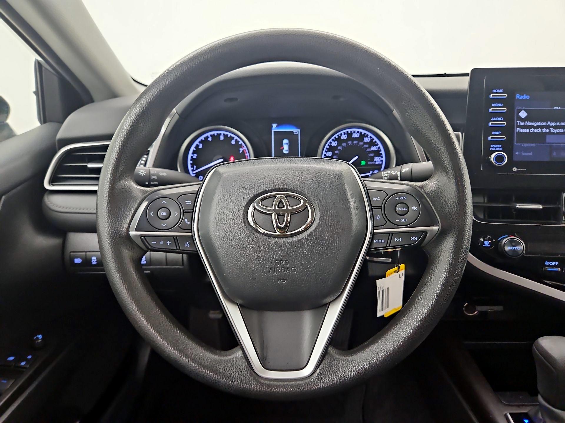 Thumbnail: 2022 Toyota Camry - 10