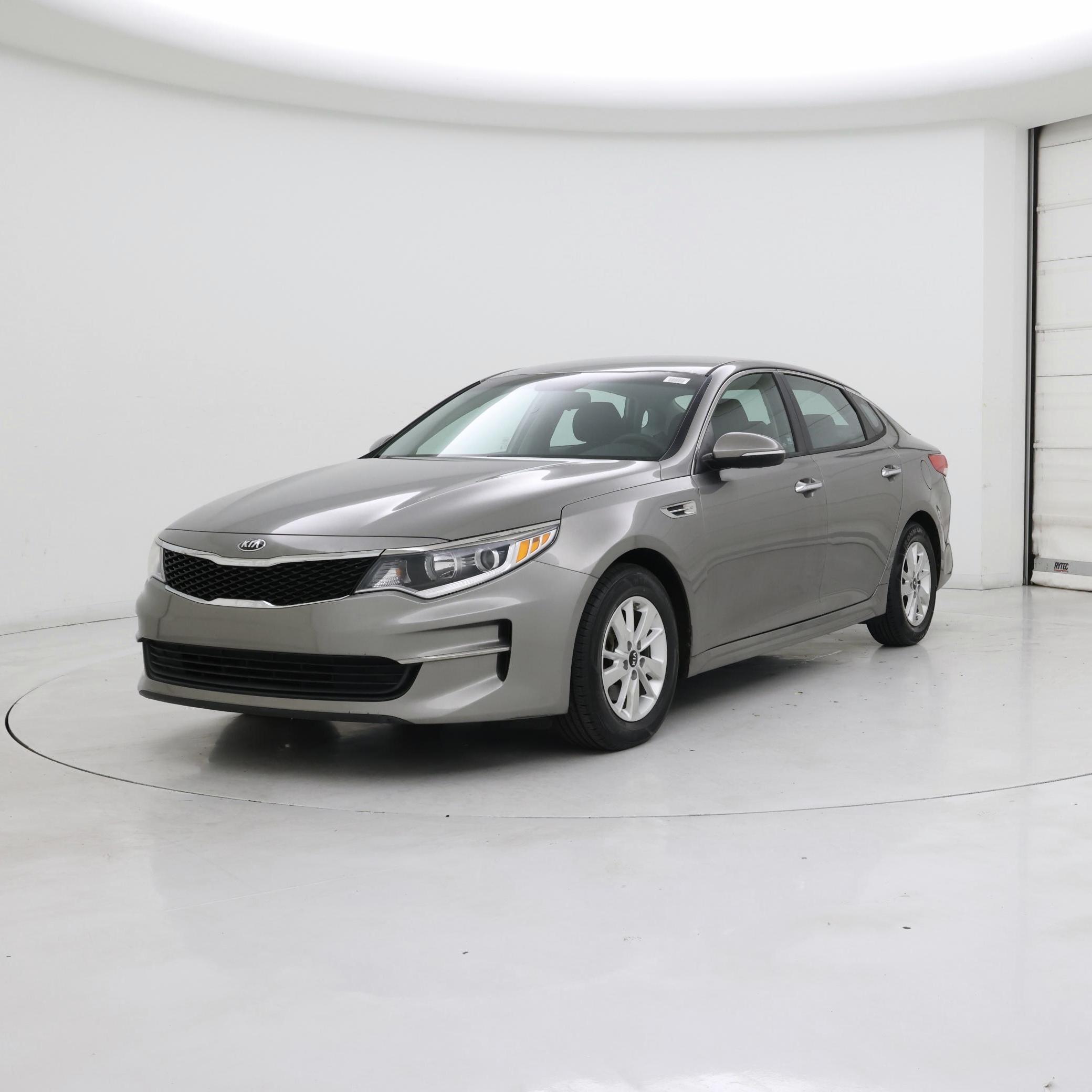 Thumbnail: 2016 Kia Optima - 4