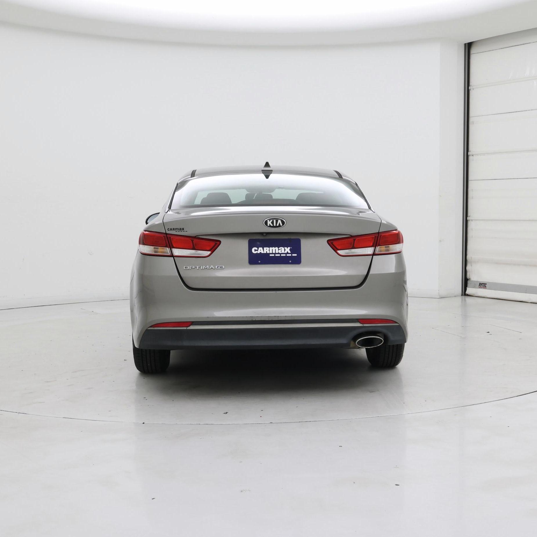 Thumbnail: 2016 Kia Optima - 6