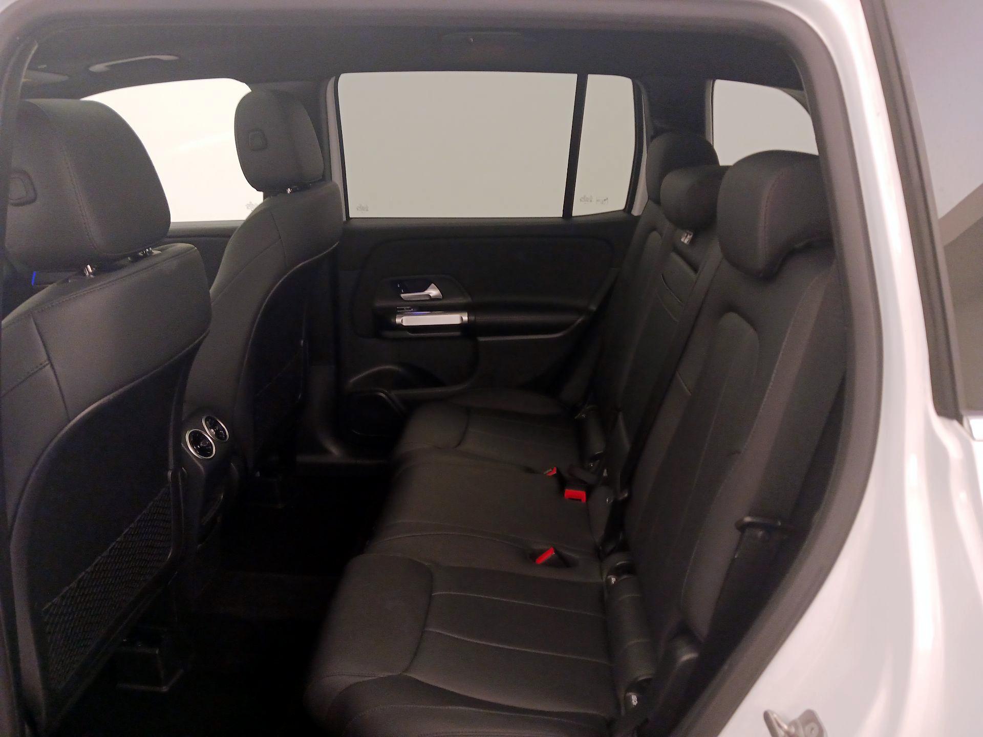 Thumbnail: 2023 Mercedes-Benz GLB - 20