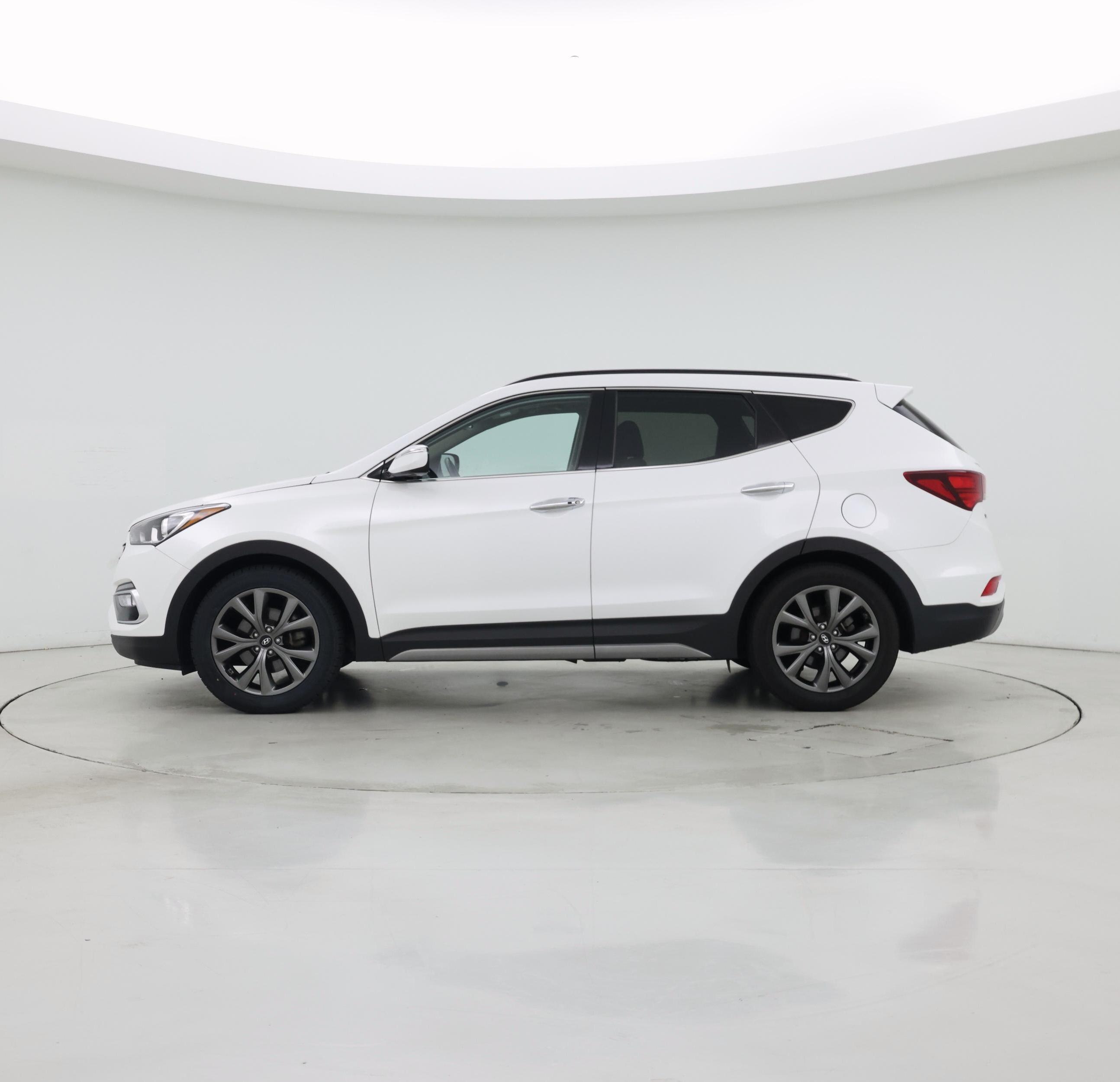 Thumbnail: 2018 Hyundai Santa Fe - 3