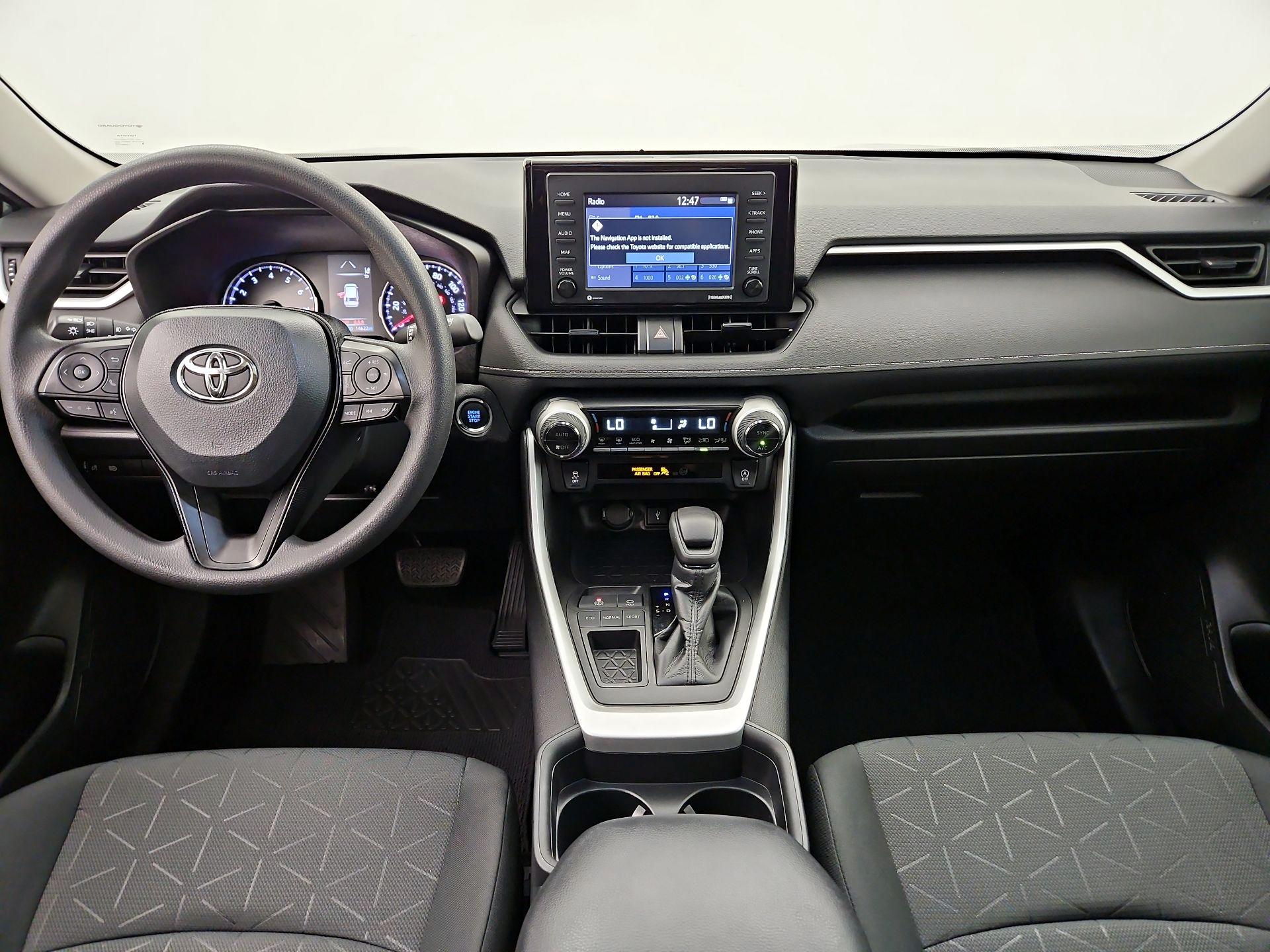 Thumbnail: 2020 Toyota RAV4 - 9