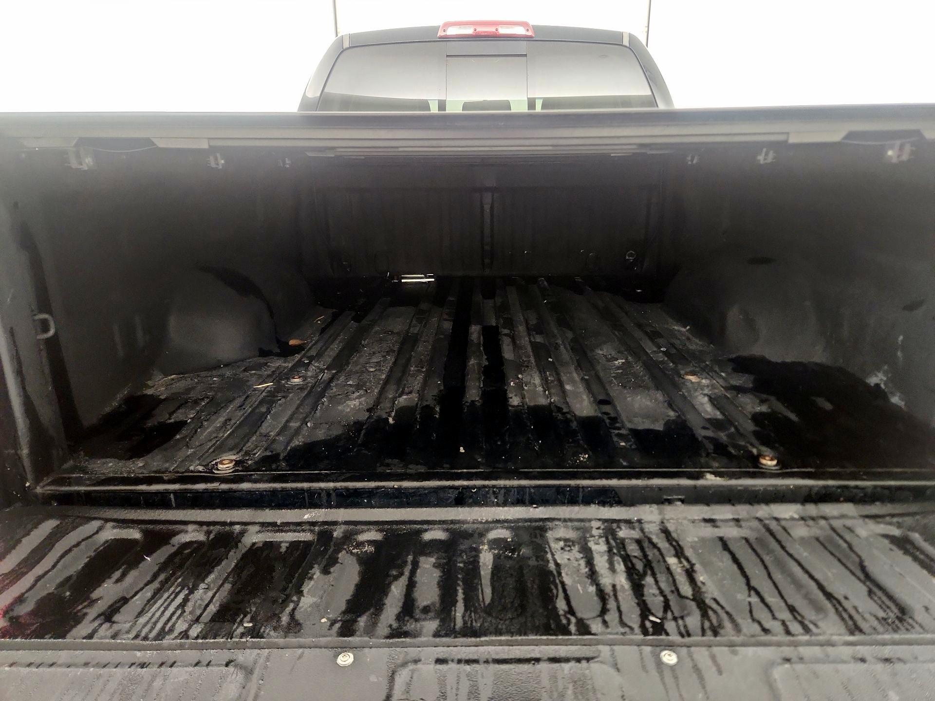 Thumbnail: 2015 Toyota Tundra - 20