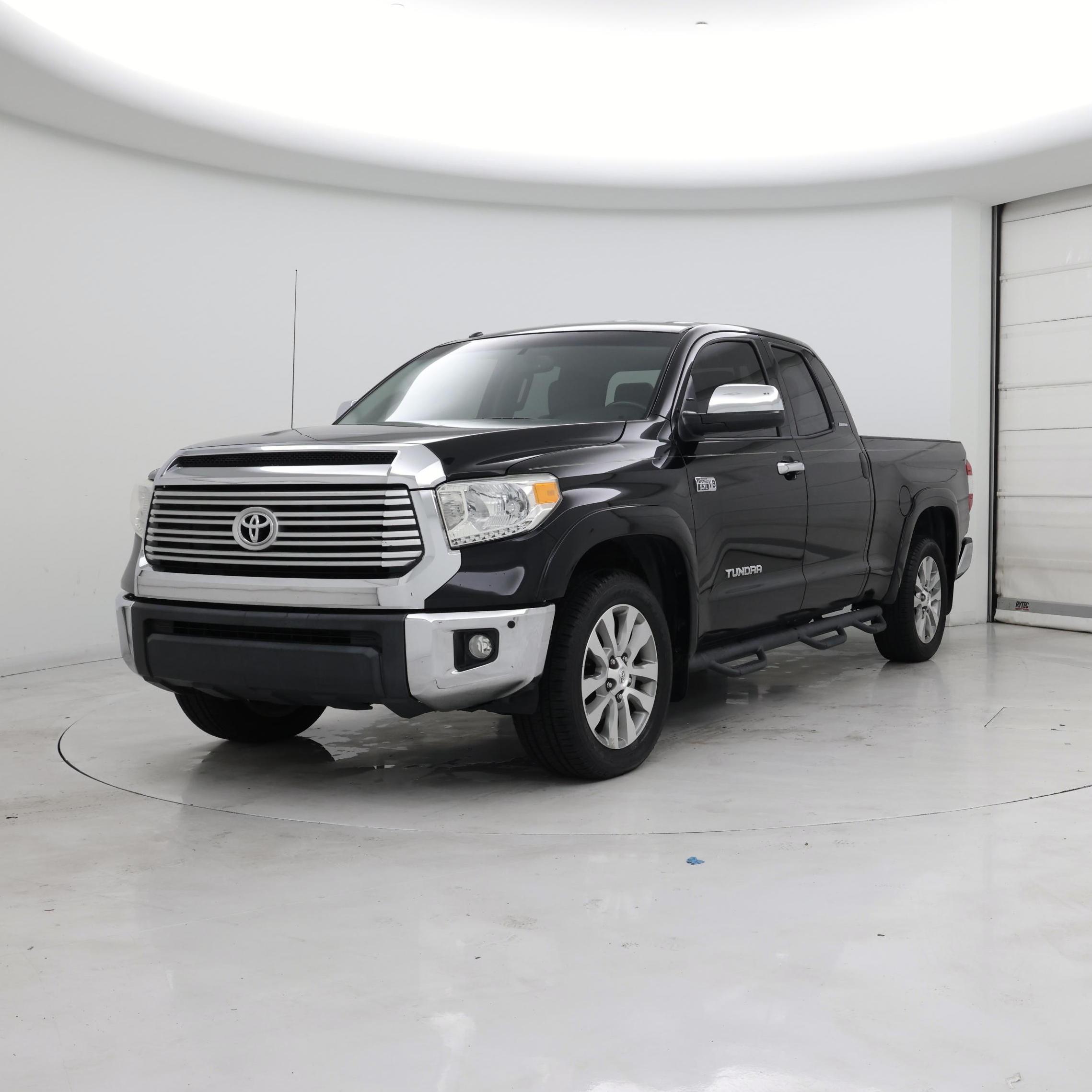 Thumbnail: 2015 Toyota Tundra - 4