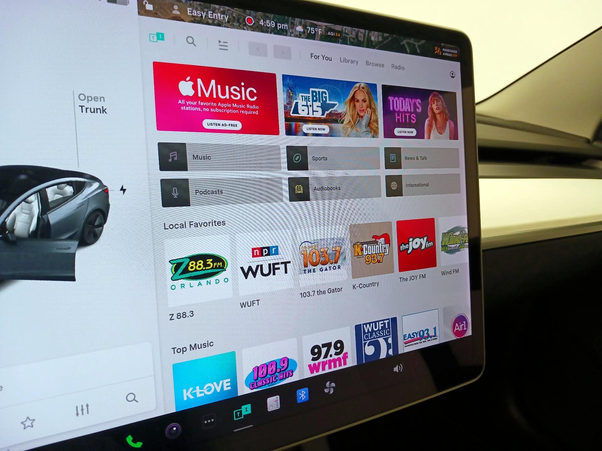 Thumbnail: 2021 Tesla Model 3 - 15