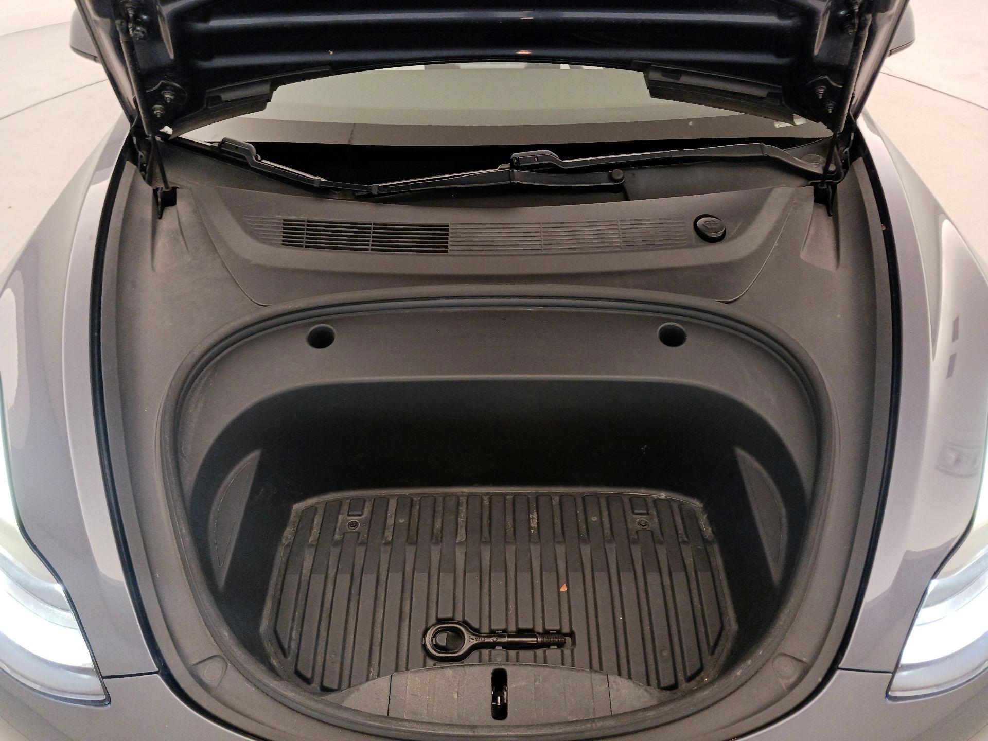 Thumbnail: 2021 Tesla Model 3 - 20