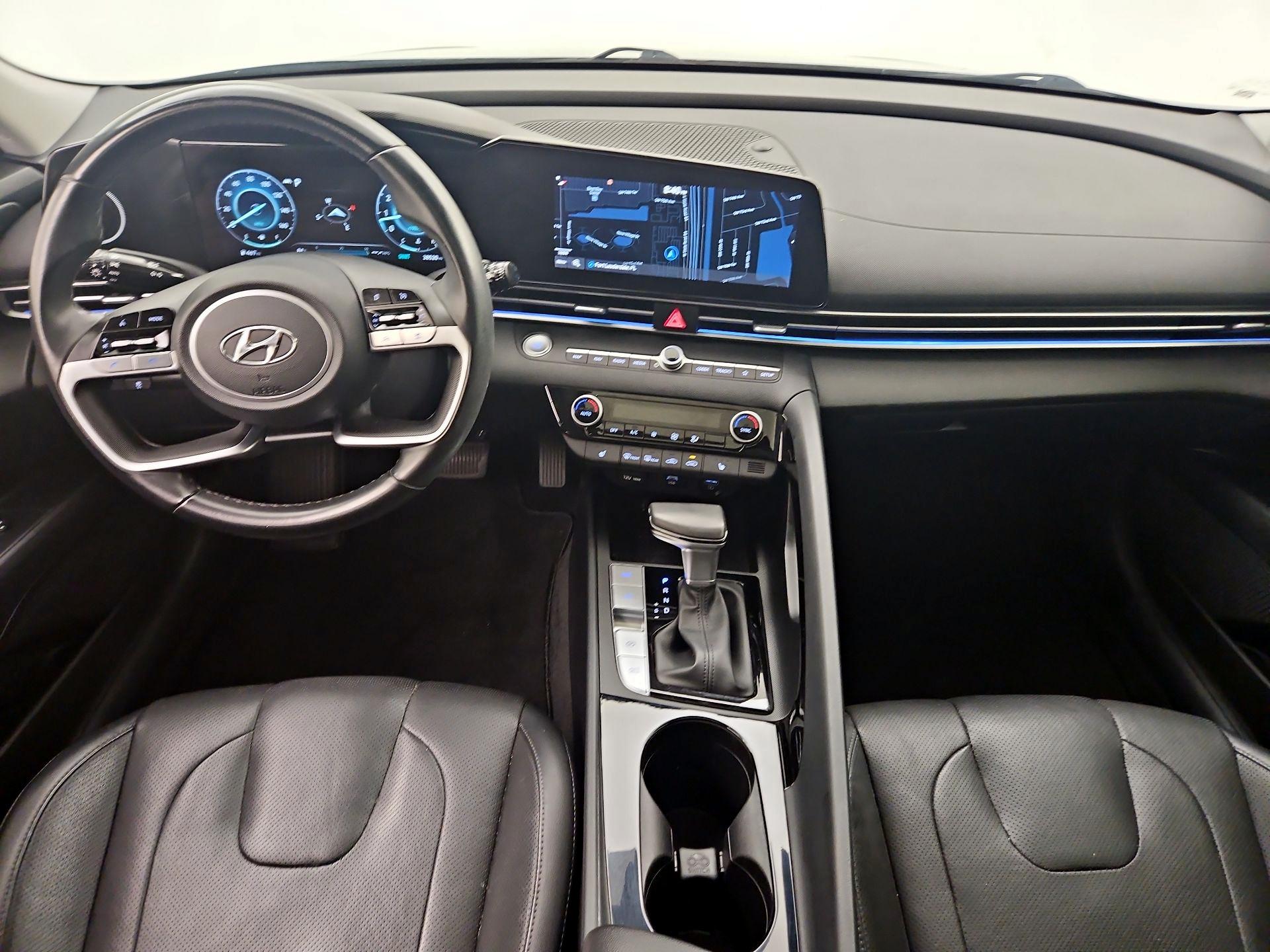 Thumbnail: 2022 Hyundai Elantra - 9